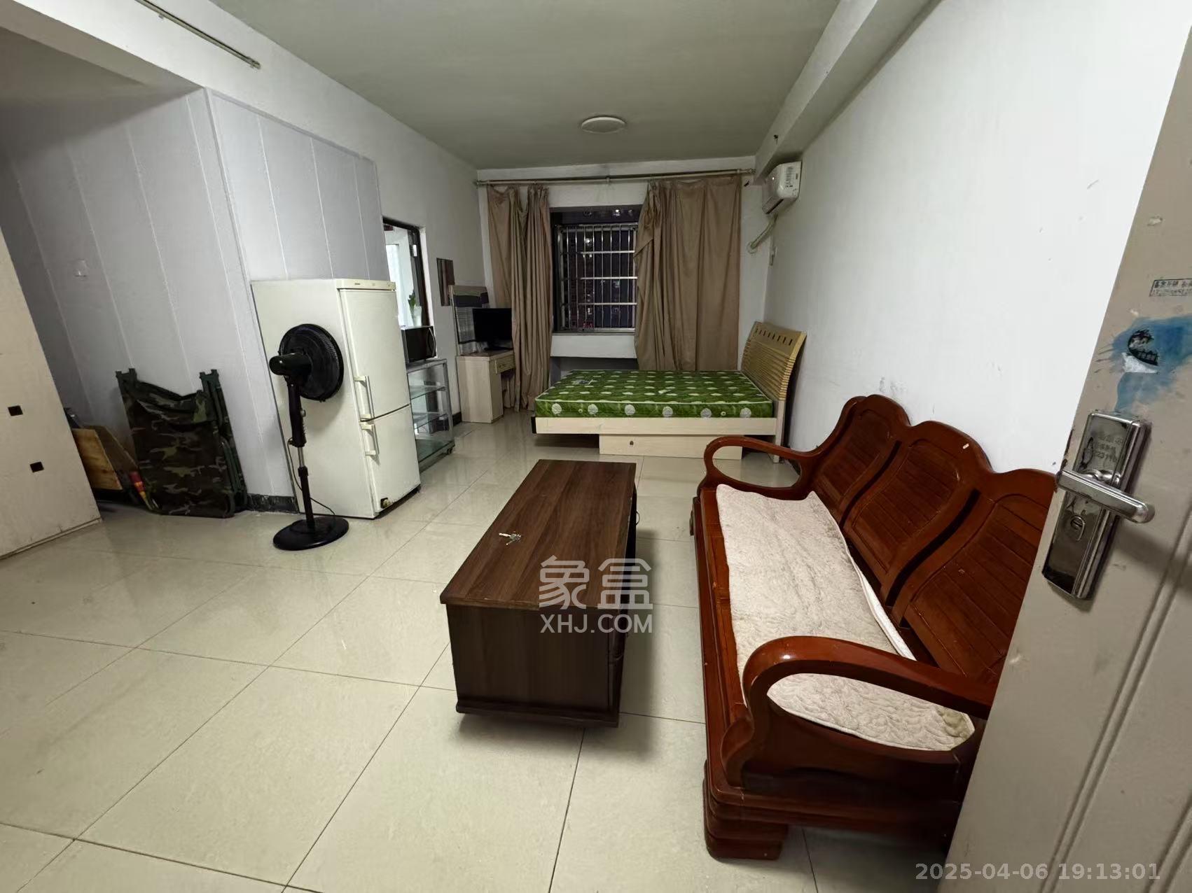 东方银座（东方摩卡）  1室1厅1卫    1100.0元/月