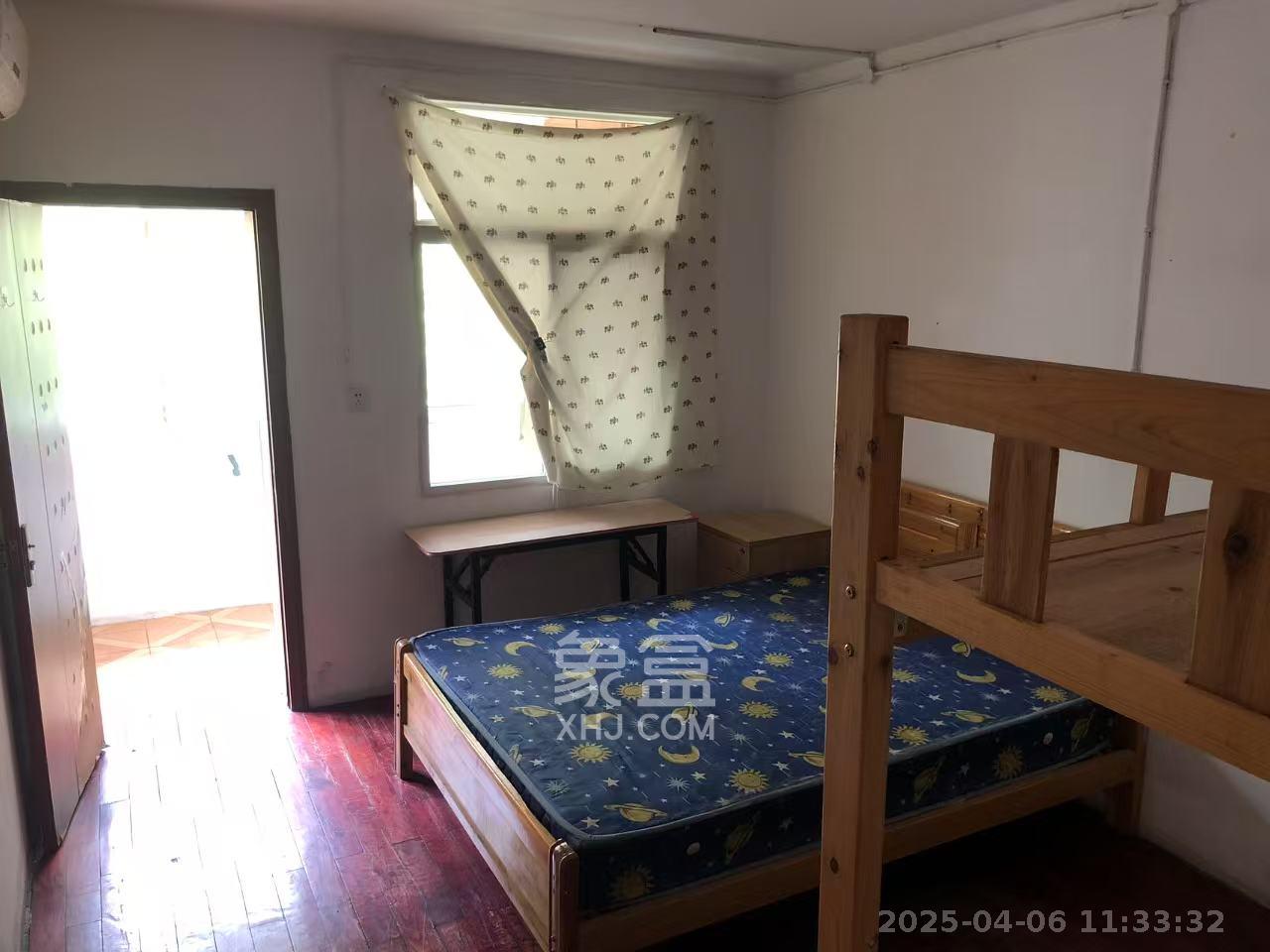 曹家坡宿舍  2室2廳1衛(wèi)   1600.00元/月室內(nèi)圖