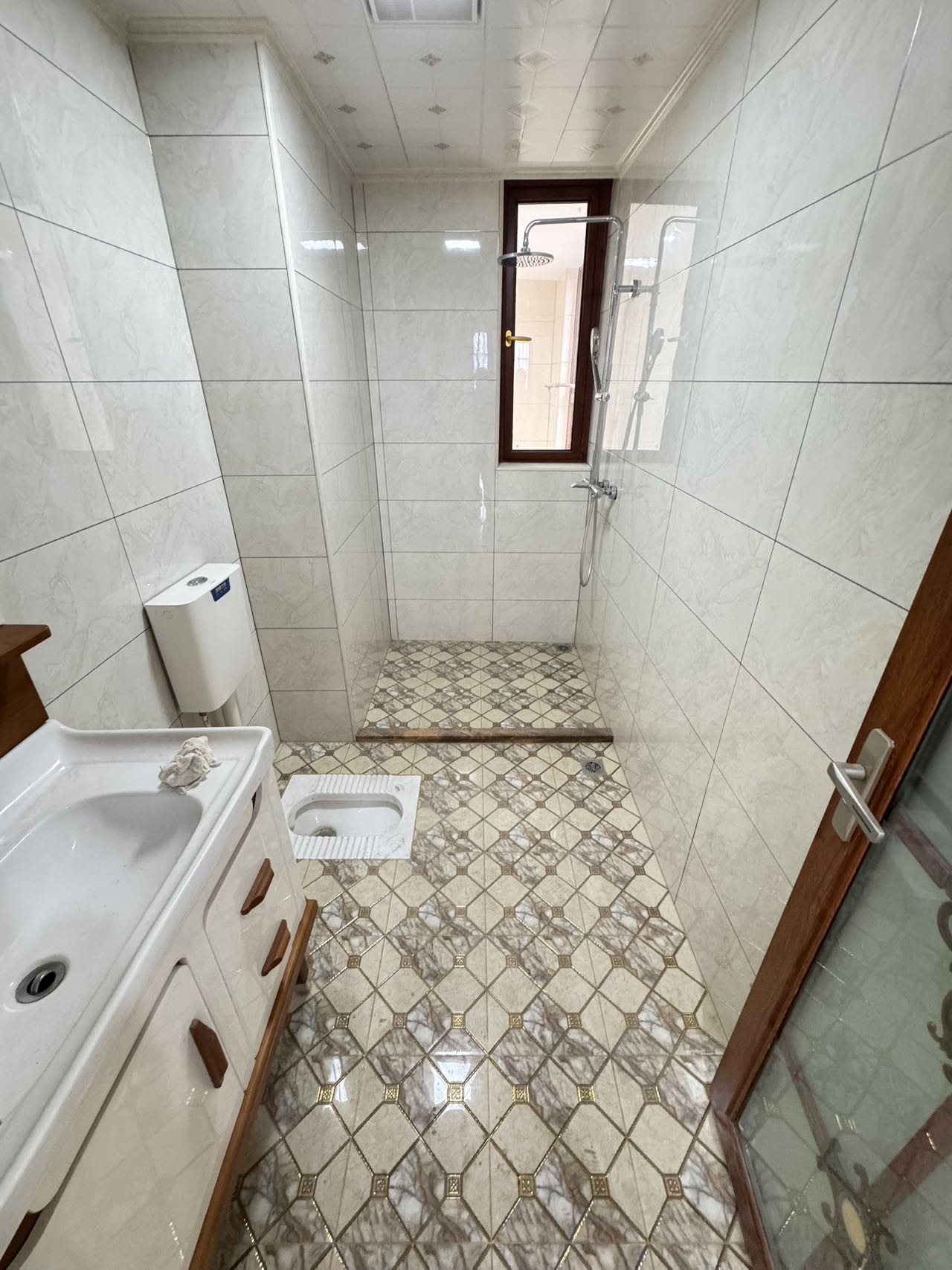 五源河公寓B区 3室2厅2卫 185.0万 五源河公寓B区 3室2厅2卫 185.0万室内图