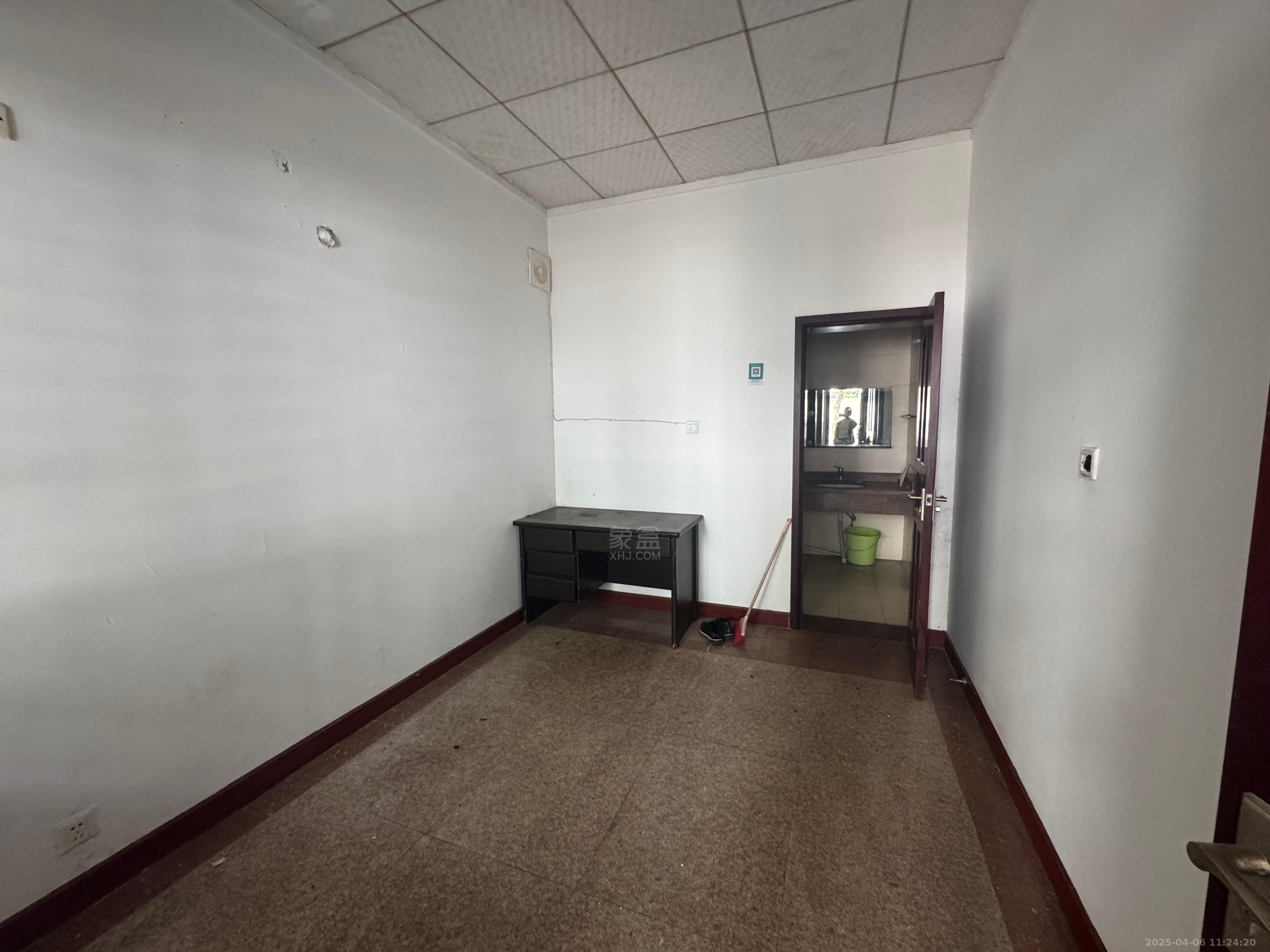 金锦花园 10室2厅3卫 5000.0元/月 金锦花园 10室2厅3卫 5000.0元/月室内图