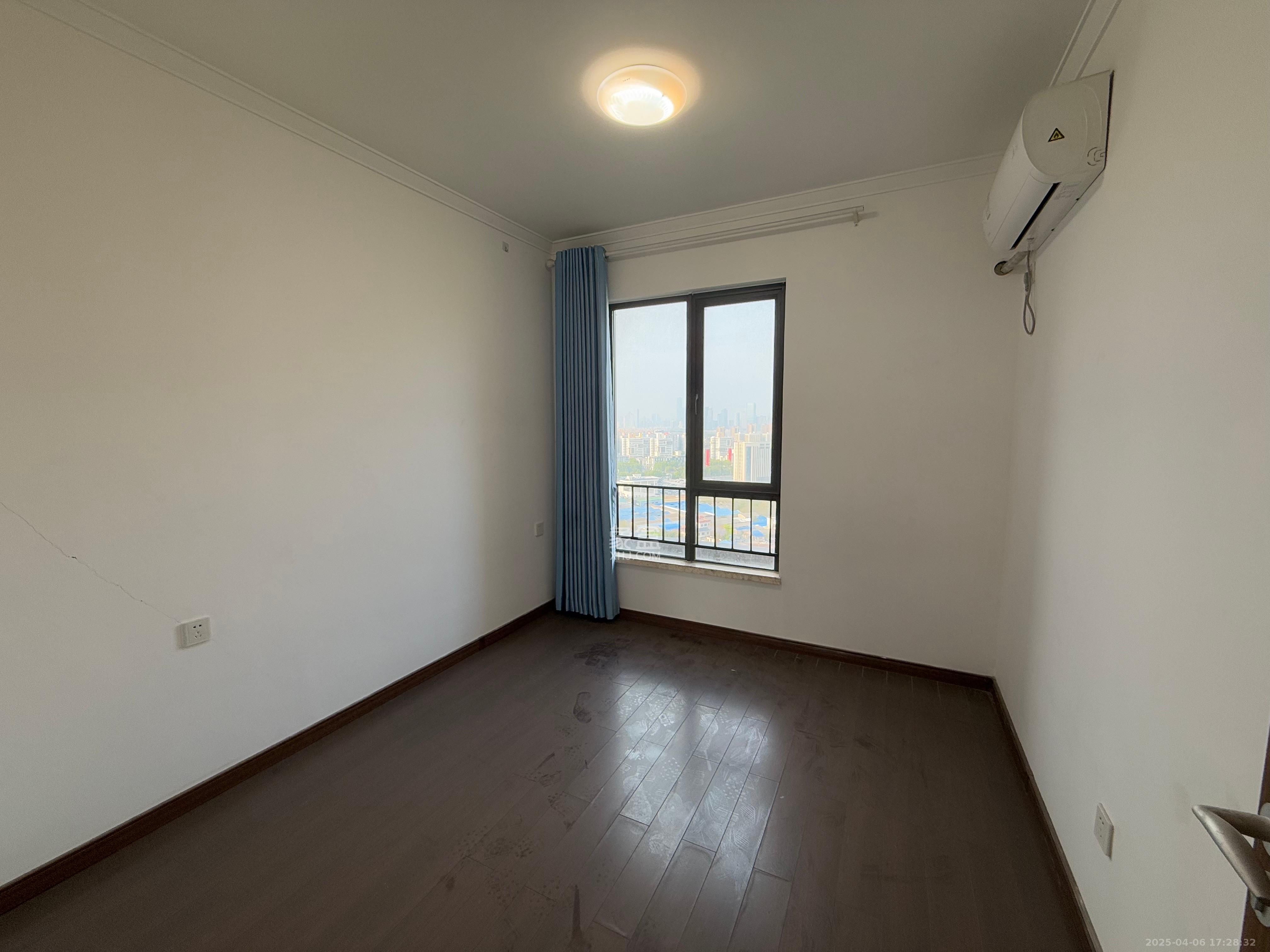 万科白鹭郡 4室2厅2卫 3000.0元/月 万科白鹭郡 4室2厅2卫 3000.0元/月室内图