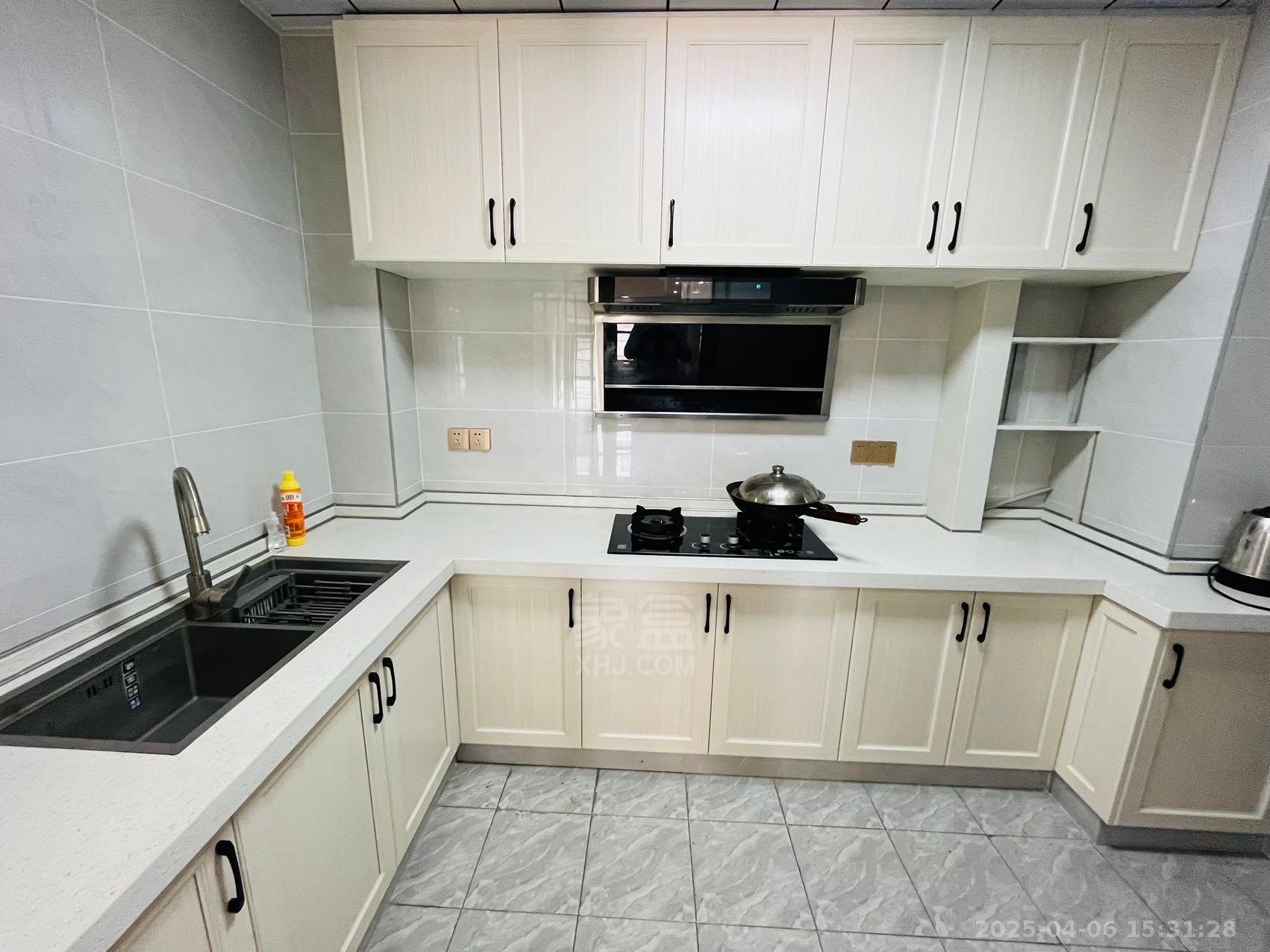 山水洲城华晨第一城 2室1厅1卫 2000.0元/月 山水洲城华晨第一城 2室1厅1卫 2000.0元/月室内图