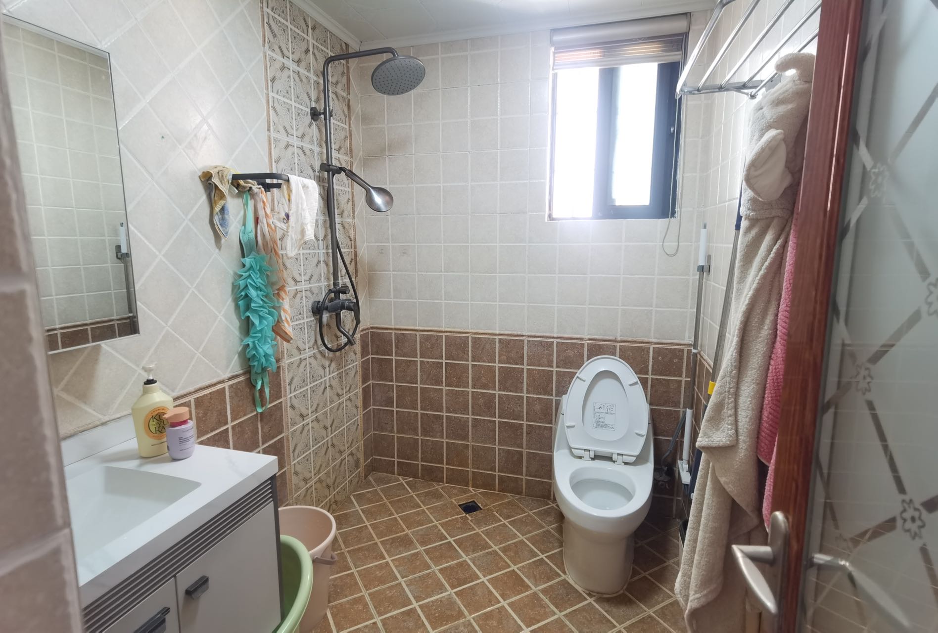 环强御景湾 4室2厅2卫 288.0万 环强御景湾 4室2厅2卫 288.0万室内图