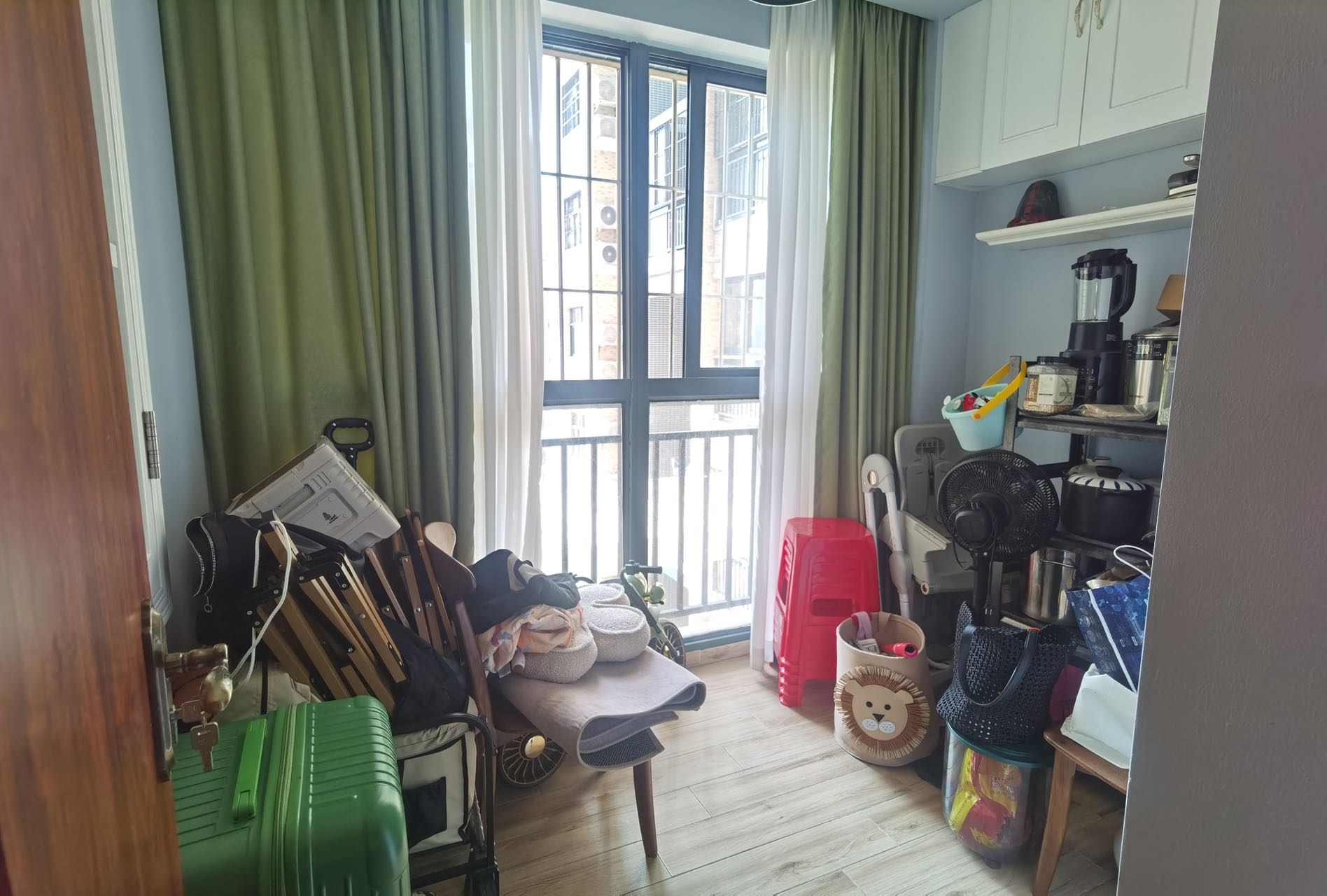 环强御景湾 4室2厅2卫 288.0万 环强御景湾 4室2厅2卫 288.0万室内图