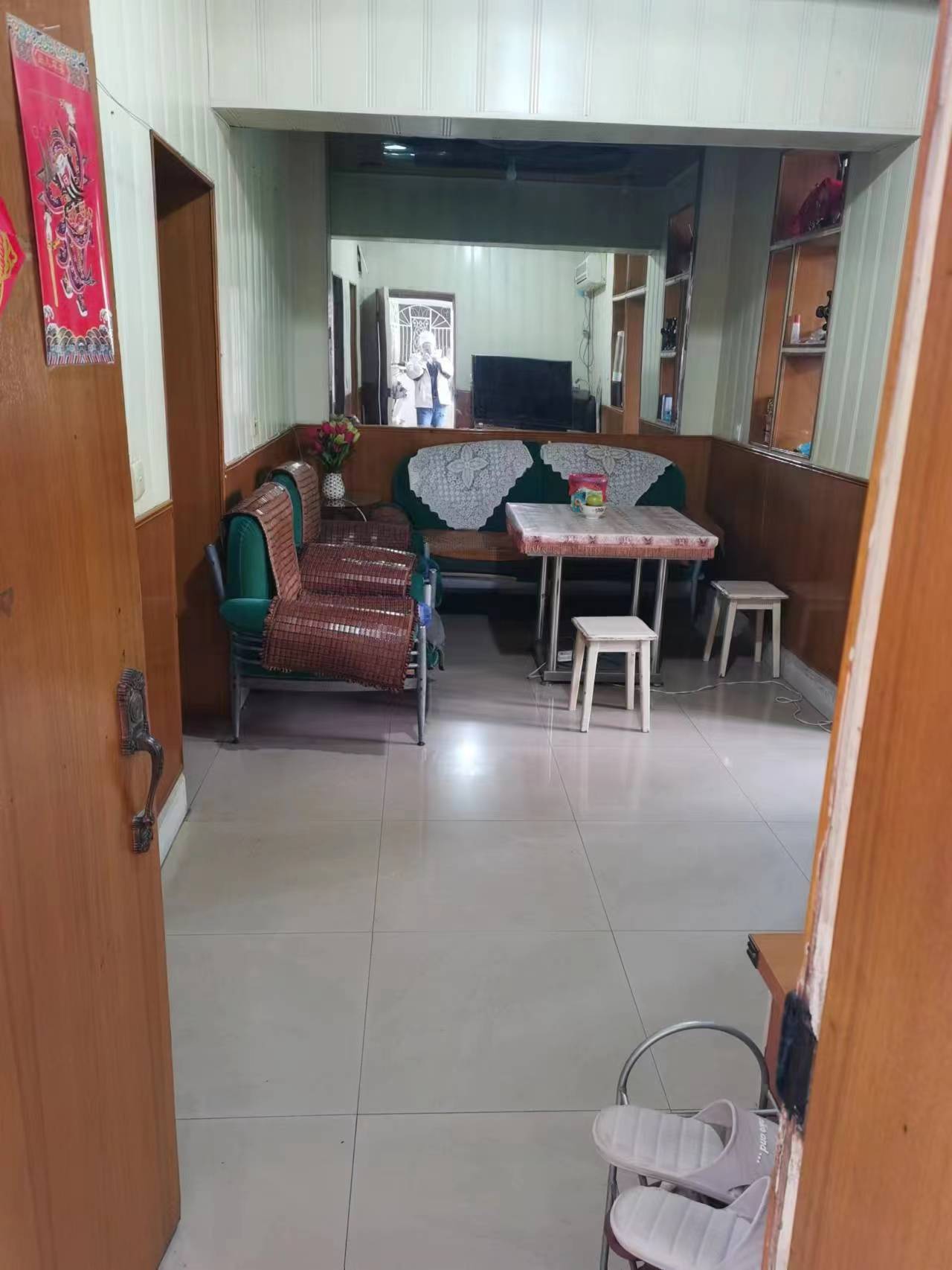 区公安局家属楼 2室1厅1卫 800.0元/月 区公安局家属楼 2室1厅1卫 800.0元/月室内图