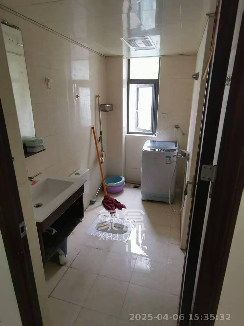 嘉宇盛世华章 3室1厅1卫 2500.0元/月 嘉宇盛世华章 3室1厅1卫 2500.0元/月室内图