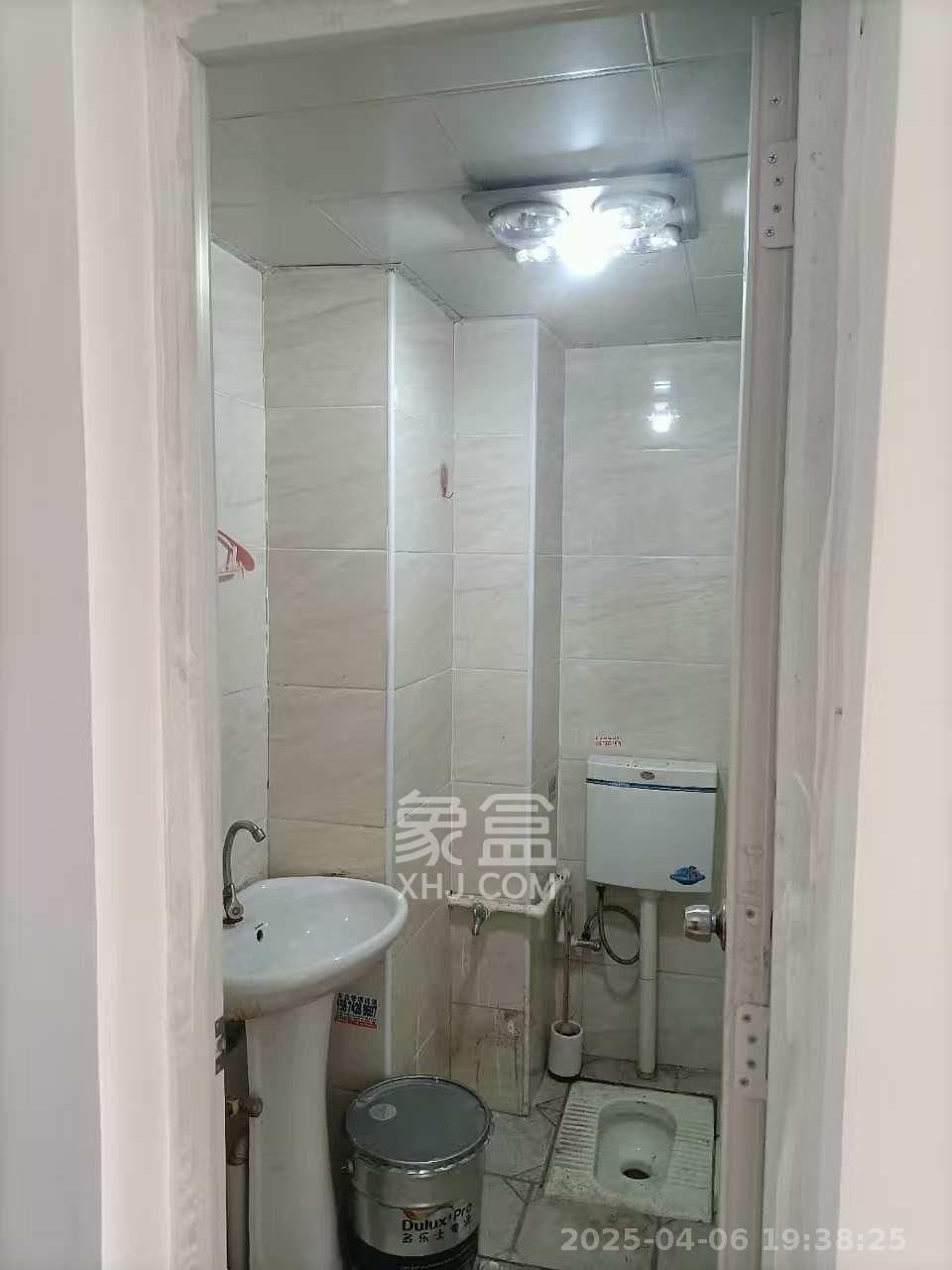 五矿万境水岸二期(五矿万境水岸和苑) 1室1厅1卫 1300.0元/月 五矿万境水岸二期(五矿万境水岸和苑) 1室1厅1卫 1300.0元/月室内图