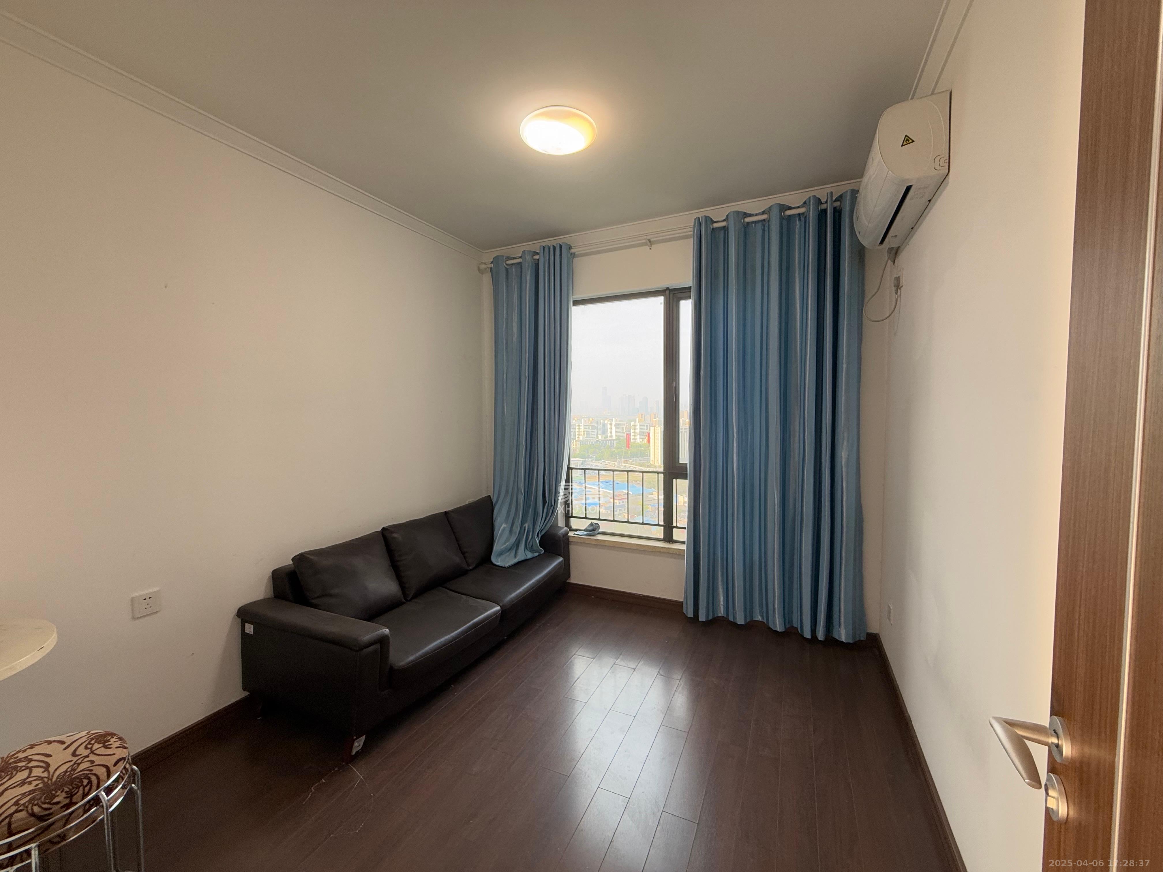 万科白鹭郡 4室2厅2卫 3000.0元/月 万科白鹭郡 4室2厅2卫 3000.0元/月室内图