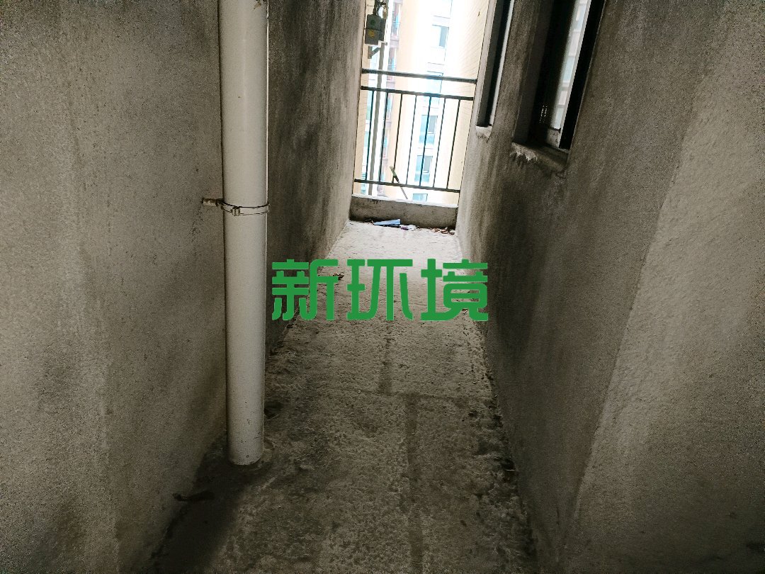 山水印象  3室2厅2卫   78.80万客厅