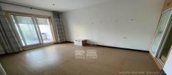 大学里  3室2厅2卫   1800.00元/月