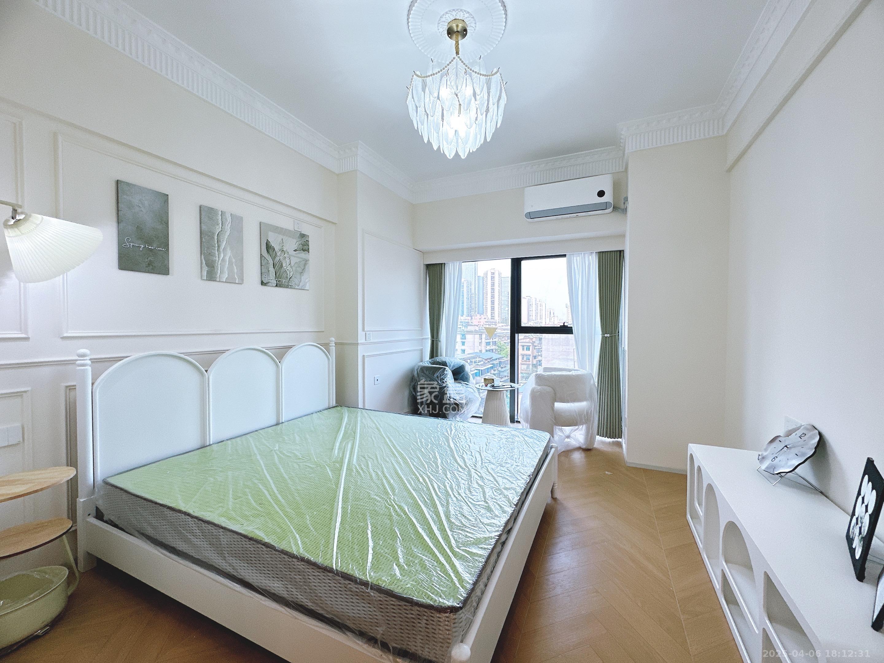 华润置地中心  1室1厅1卫    2600.0元/月 华润置地中心  1室1厅1卫    2600.0元/月室内图