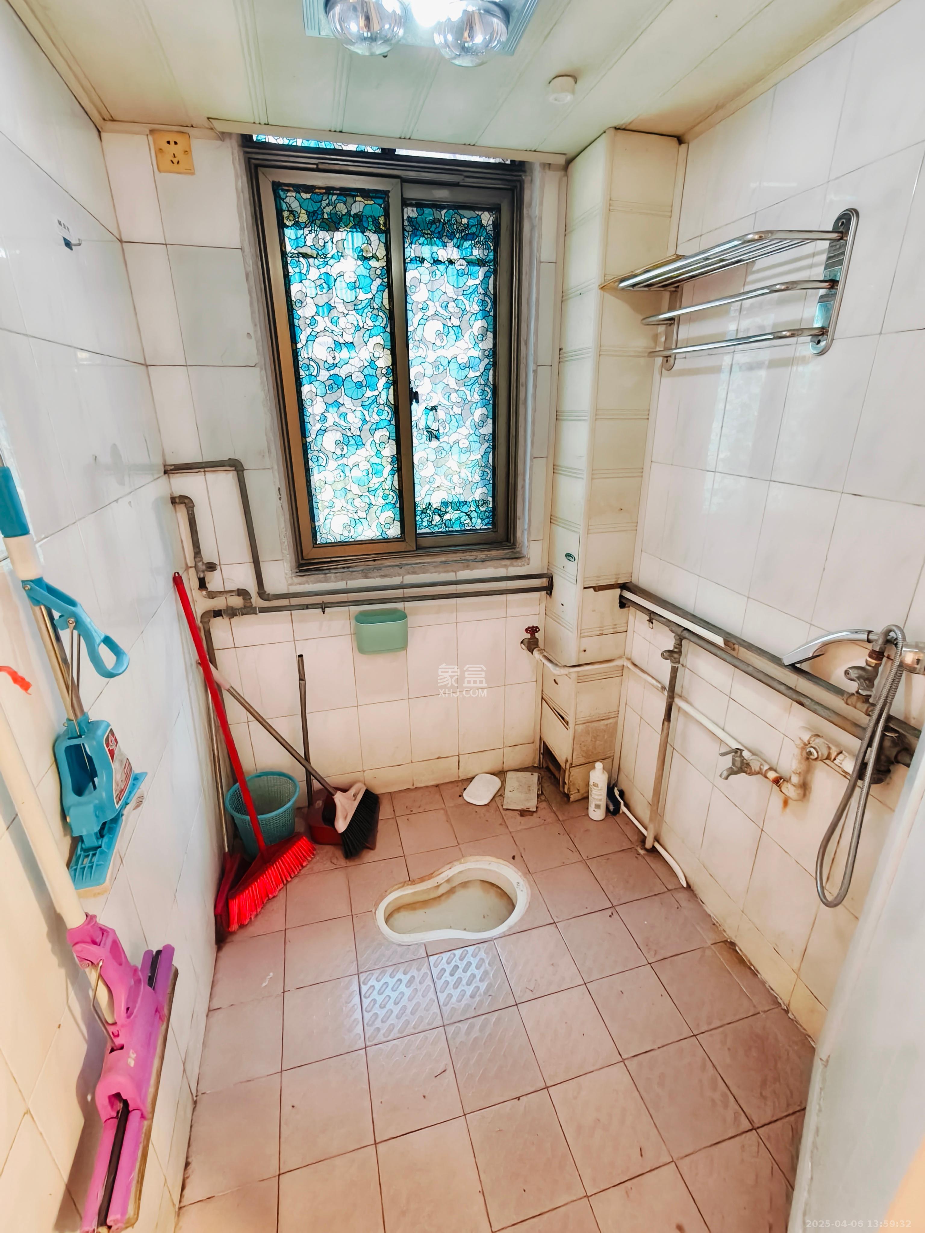 长沙市税务局四分局宿舍 3室2厅2卫 2600.0元/月 长沙市税务局四分局宿舍 3室2厅2卫 2600.0元/月室内图