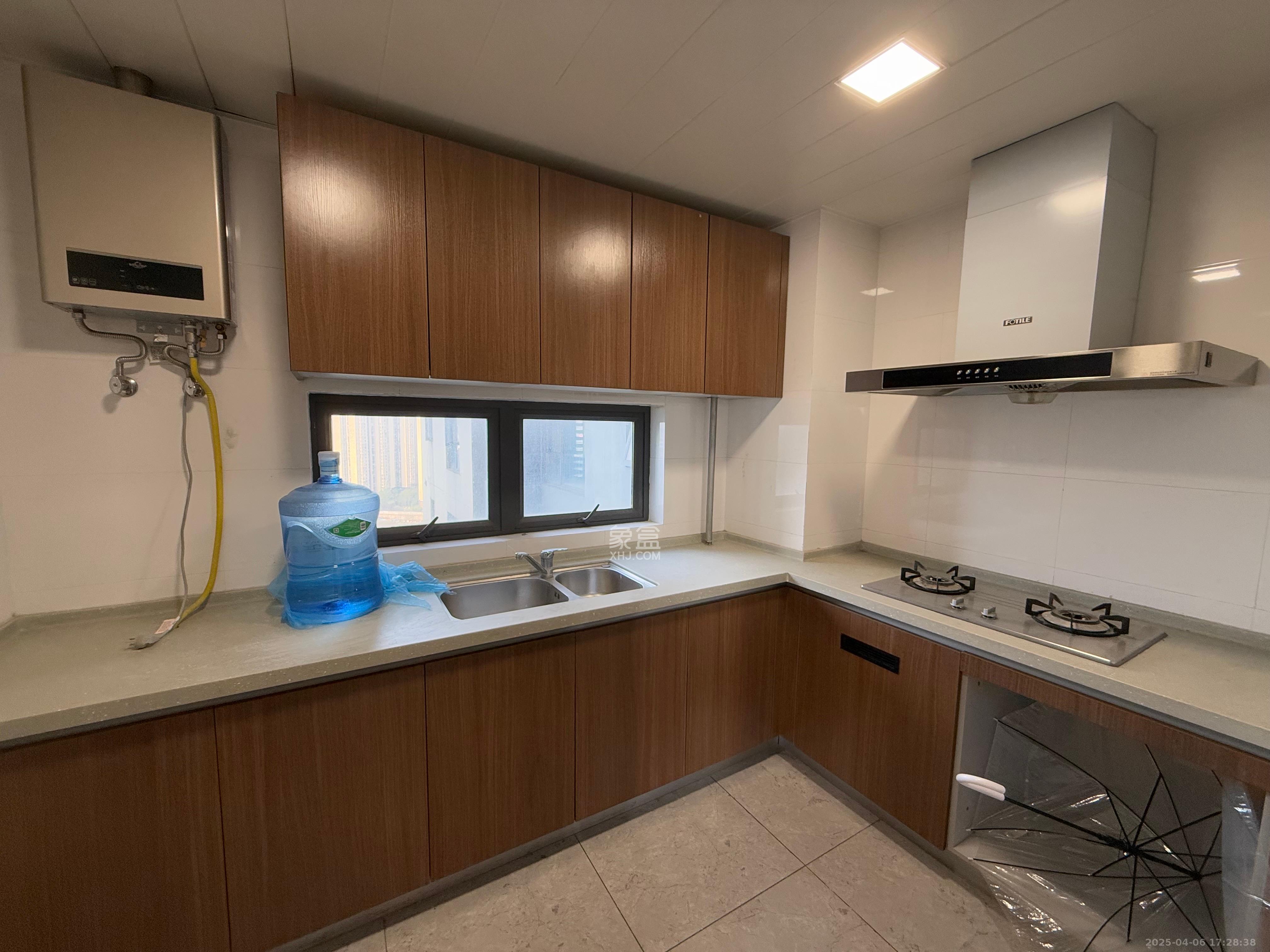 万科白鹭郡 4室2厅2卫 3000.0元/月 万科白鹭郡 4室2厅2卫 3000.0元/月室内图