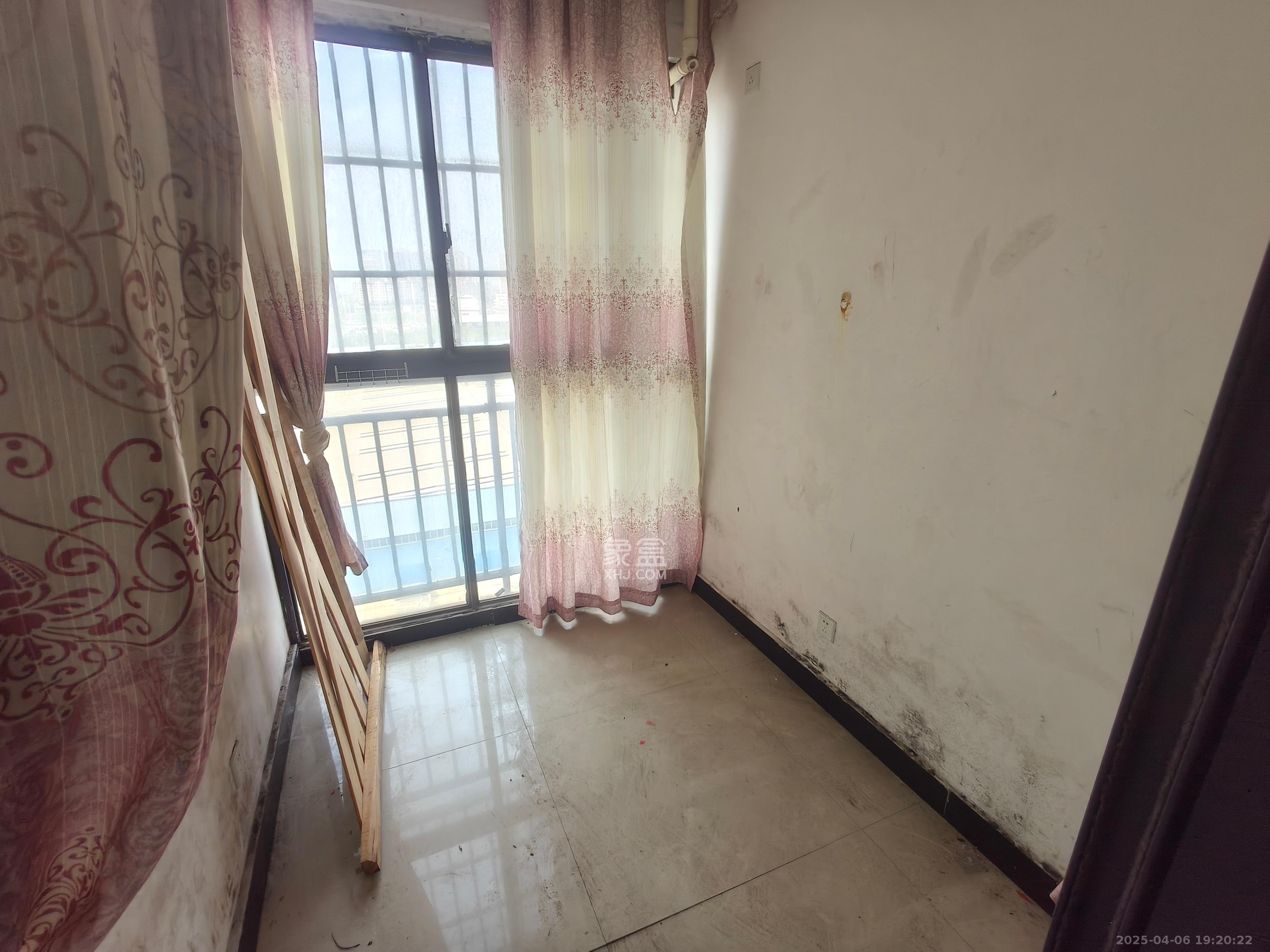 中国铁建国际城一期  2室1厅1卫   1300.00元/月室内图