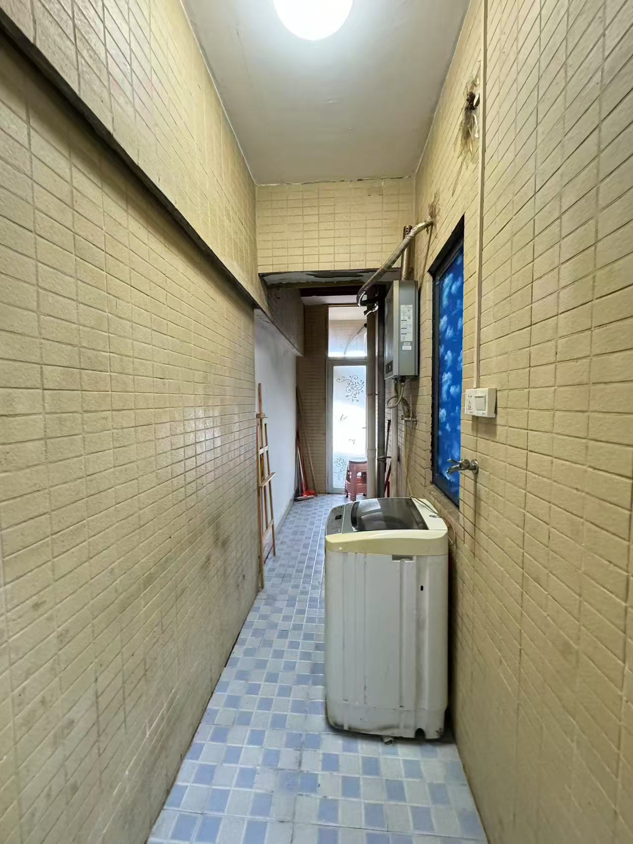 中建国际大厦  2室1厅1卫   31.80万室内图