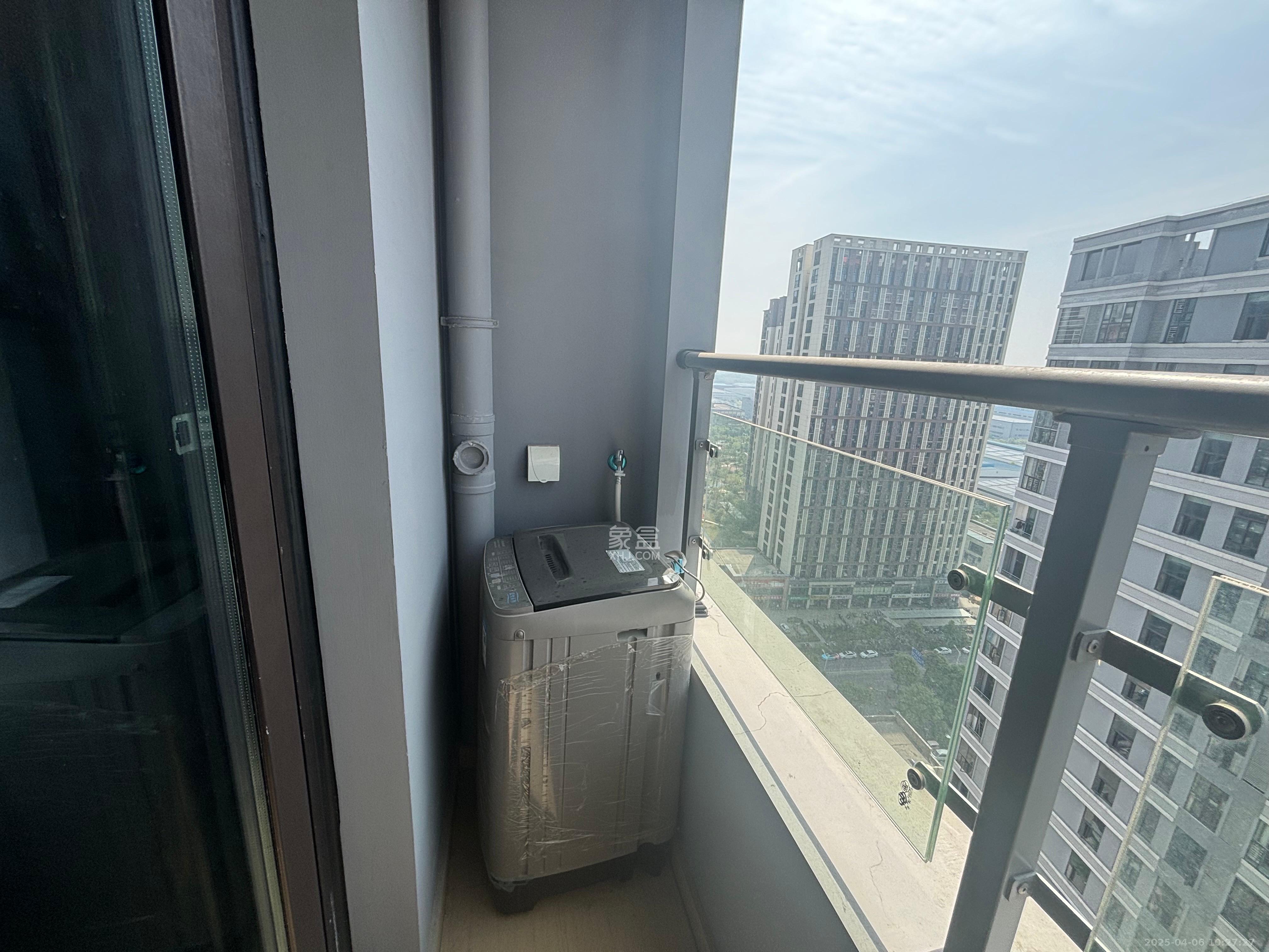 碧桂园星荟 1室0厅0卫 800.0元/月 碧桂园星荟 1室0厅0卫 800.0元/月室内图