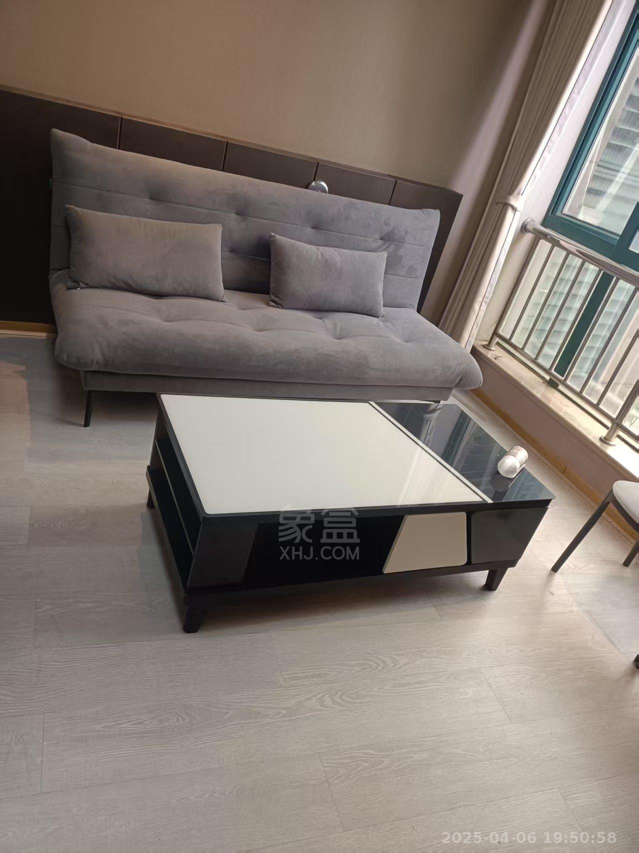 富华商业广场 1室1厅1卫 900.0元/月 富华商业广场 1室1厅1卫 900.0元/月室内图