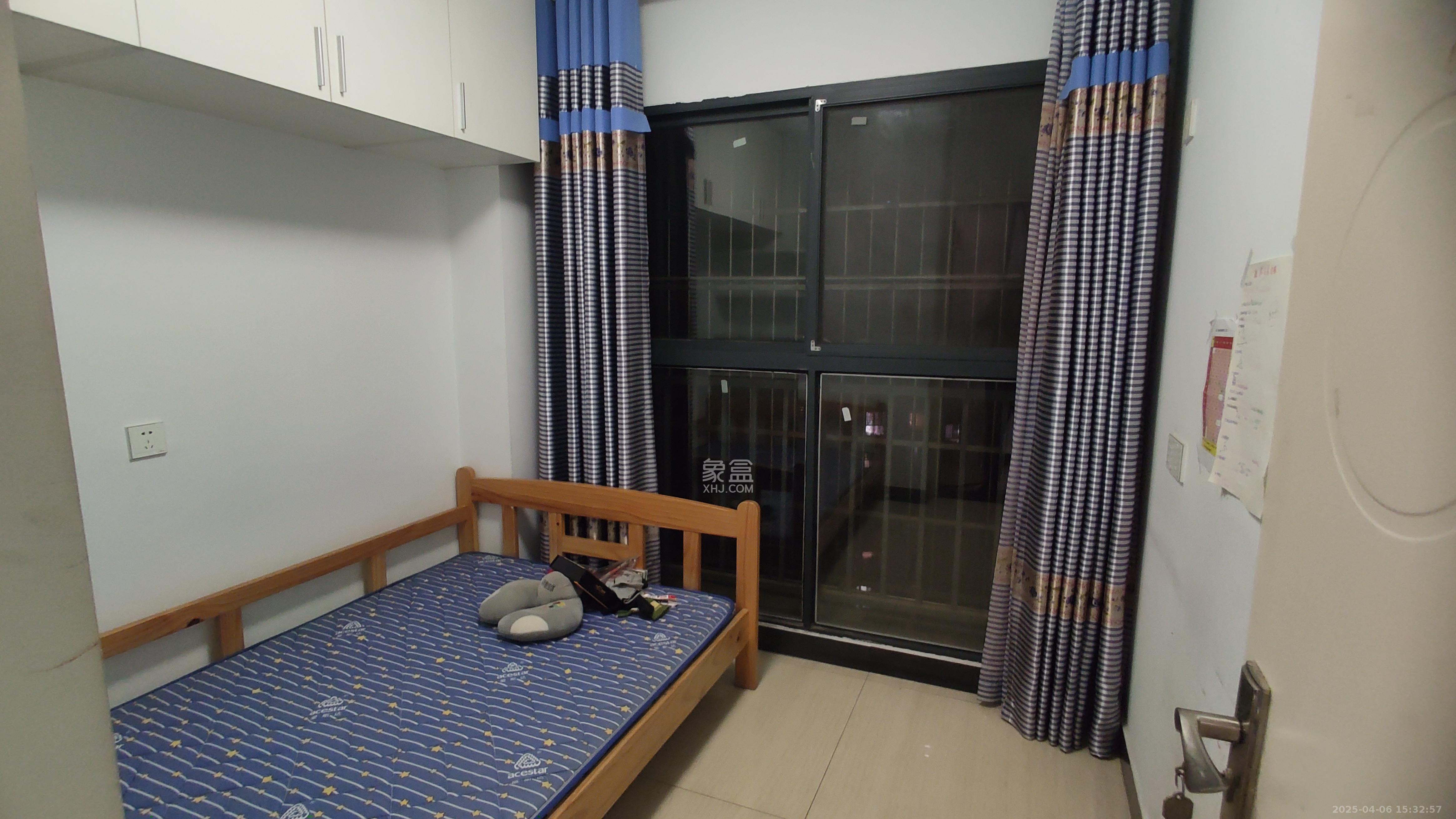 嘉华城(一期) 3室2厅1卫 2300.0元/月 嘉华城(一期) 3室2厅1卫 2300.0元/月室内图