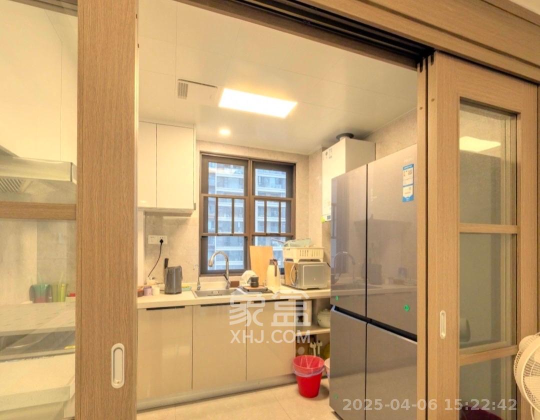 龙湖铂金中心（龙湖春江郦城）  1室0厅0卫   6000.00元/月室内图