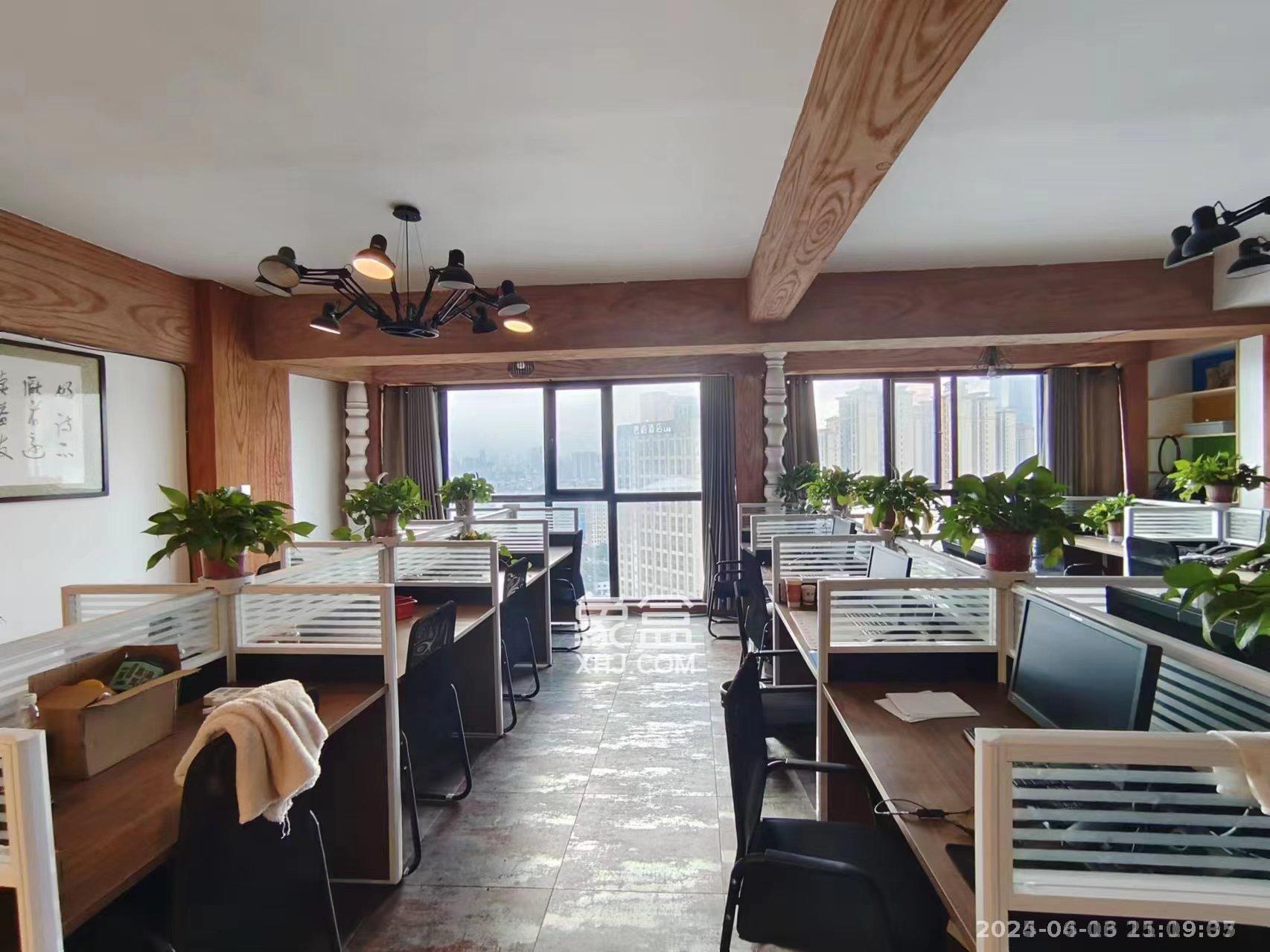 麓谷明珠  1室1厅1卫    4000.0元/月 麓谷明珠  1室1厅1卫    4000.0元/月室内图