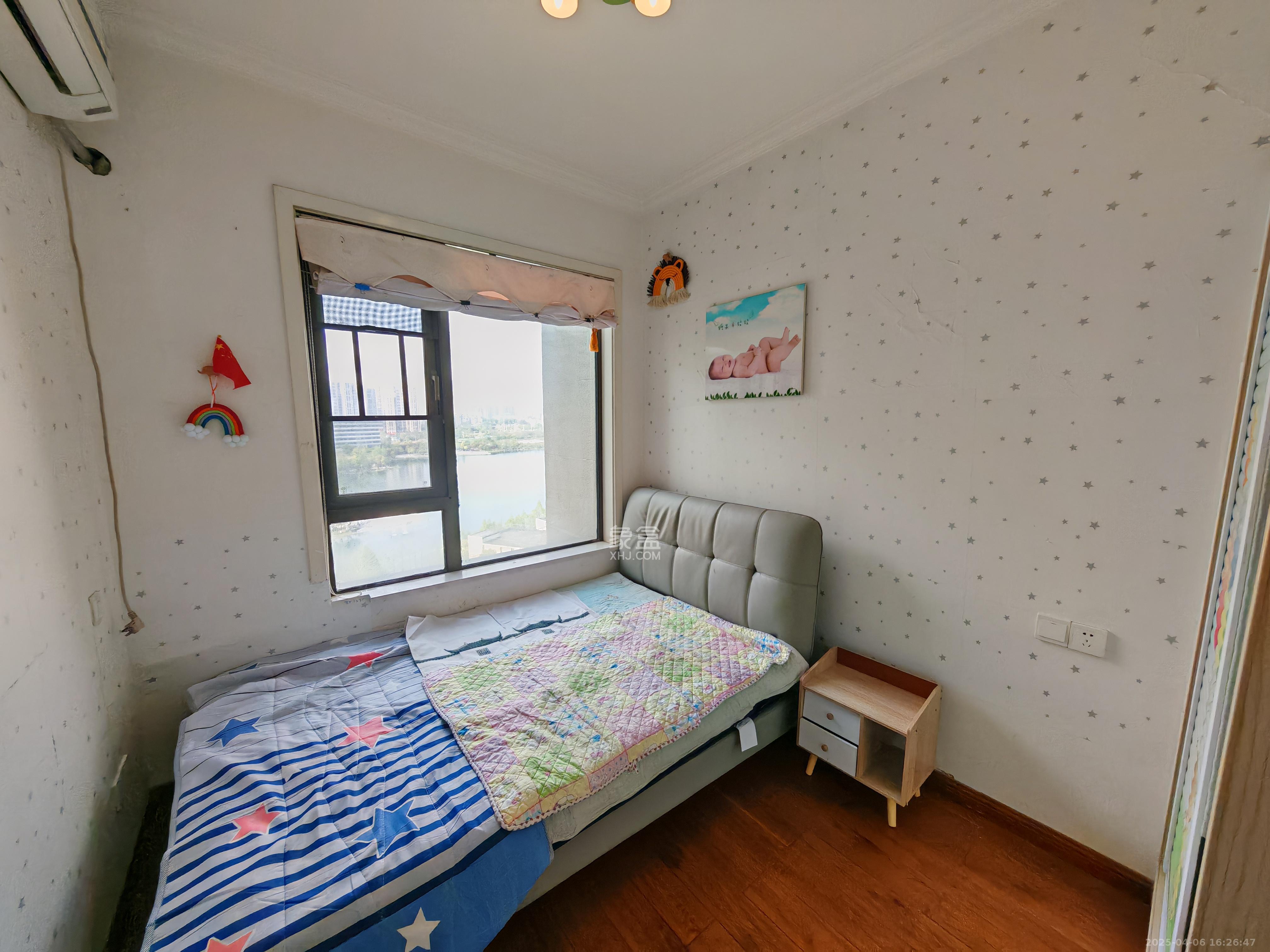 金茂梅溪湖 3室2厅2卫 2800.0元/月 金茂梅溪湖 3室2厅2卫 2800.0元/月室内图