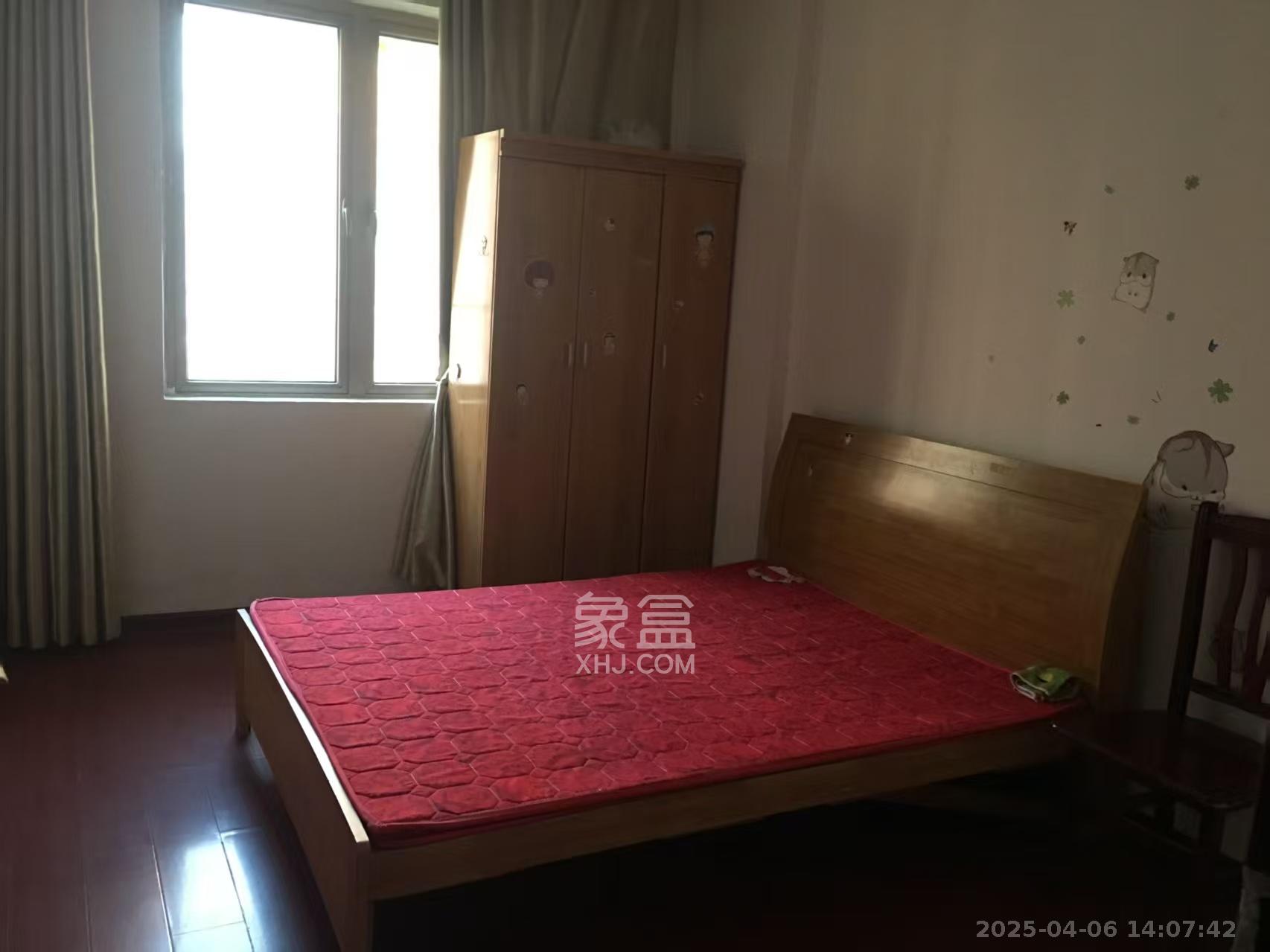 长沙玫瑰园 4室2厅2卫 2400.0元/月 长沙玫瑰园 4室2厅2卫 2400.0元/月室内图