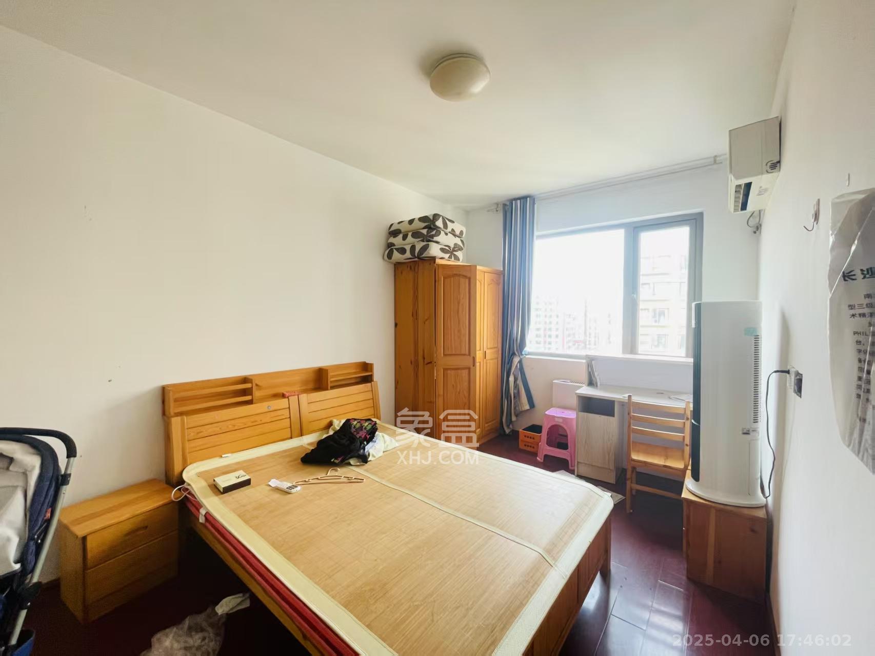 怡海星城 3室2厅2卫 1600.0元/月 怡海星城 3室2厅2卫 1600.0元/月室内图