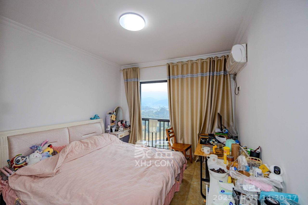 达美D6区  3室2厅2卫    2800.0元/月室内图