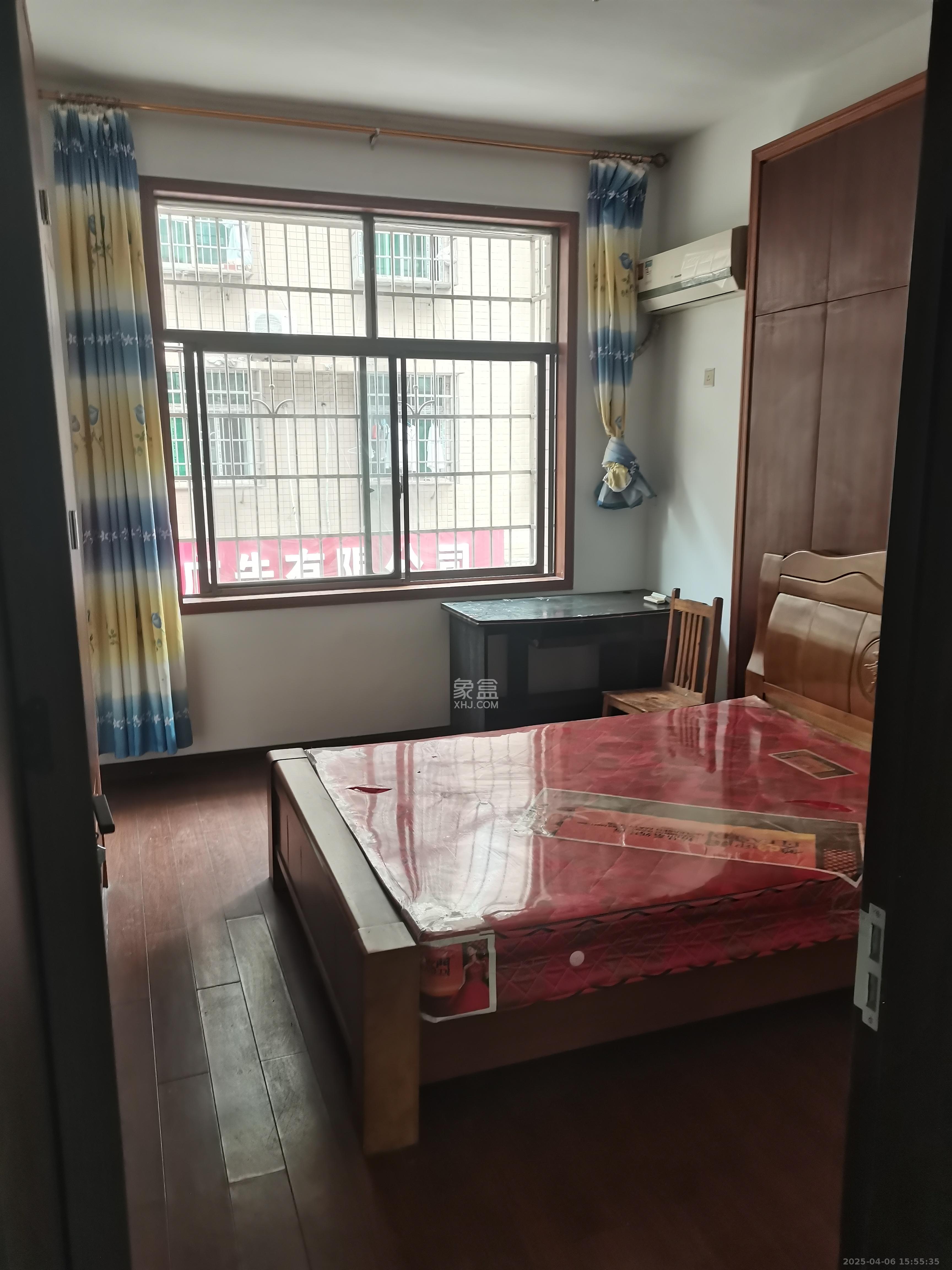 松雅安置小区  3室1厅3卫   1600.00元/月室内图
