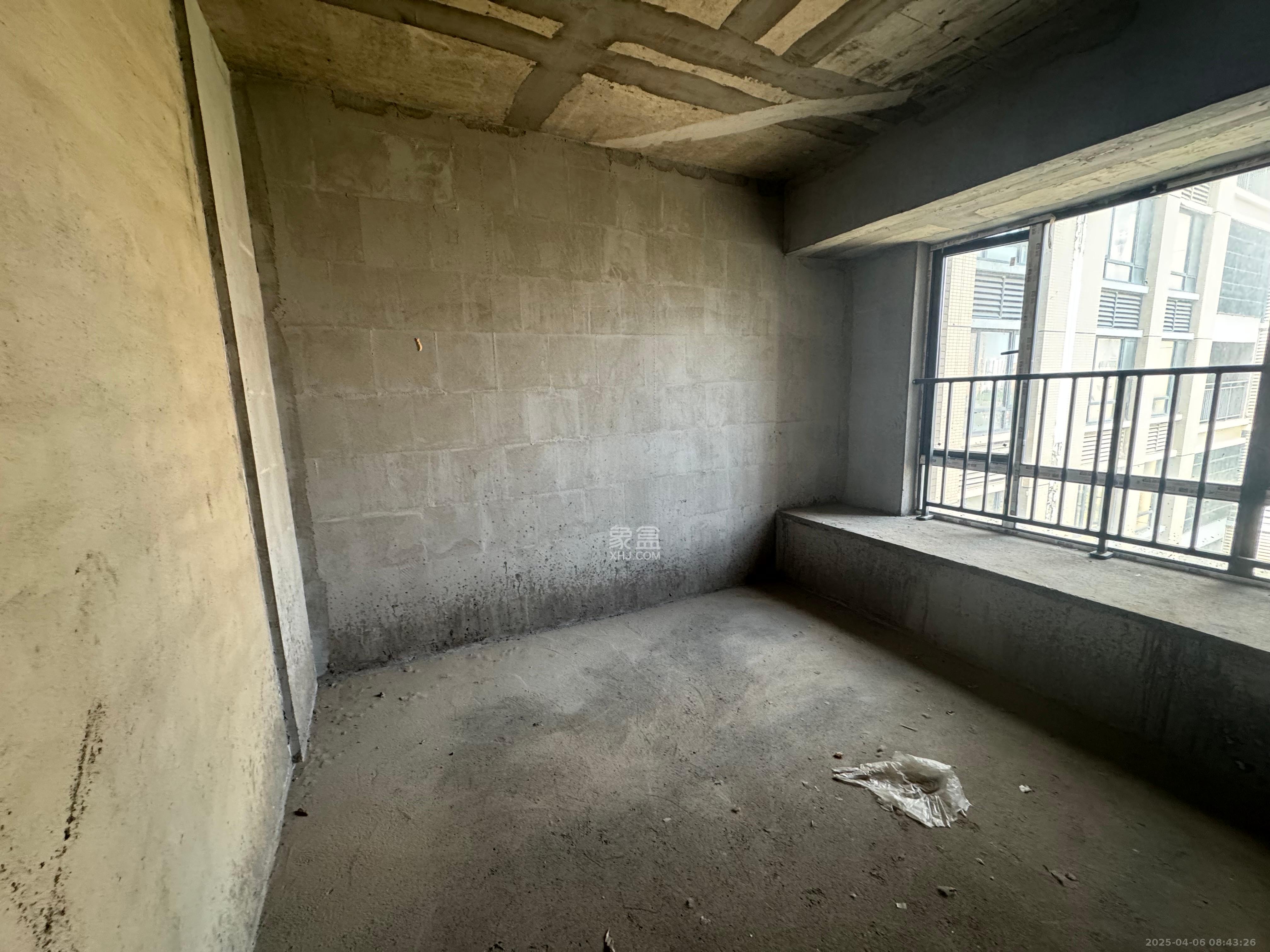 骏景豪庭  3室2厅2卫    53.8万 骏景豪庭  3室2厅2卫    53.8万客厅