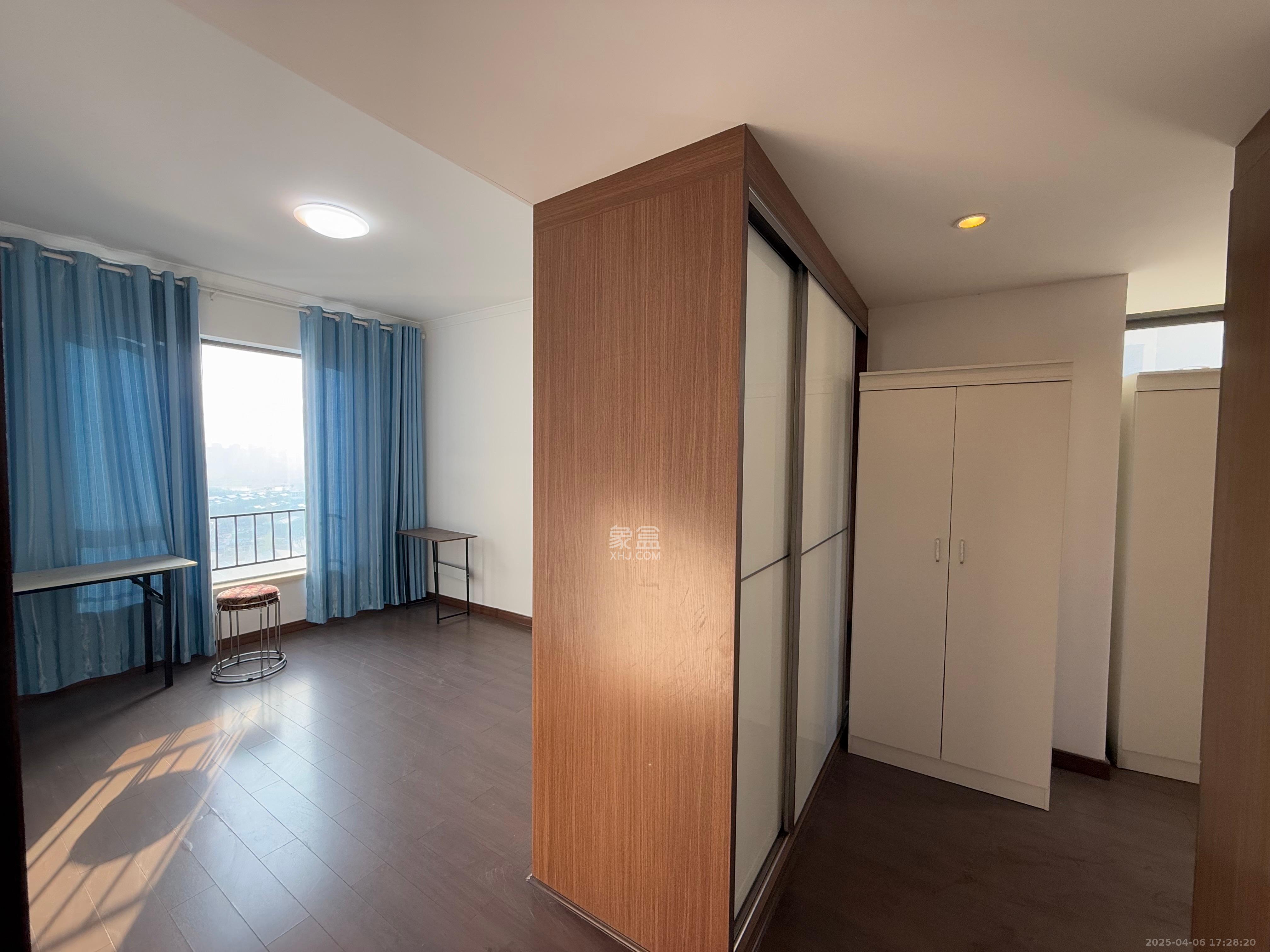 万科白鹭郡 4室2厅2卫 3000.0元/月 万科白鹭郡 4室2厅2卫 3000.0元/月室内图