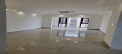绿地城玺园  3室2厅2卫   184.00万