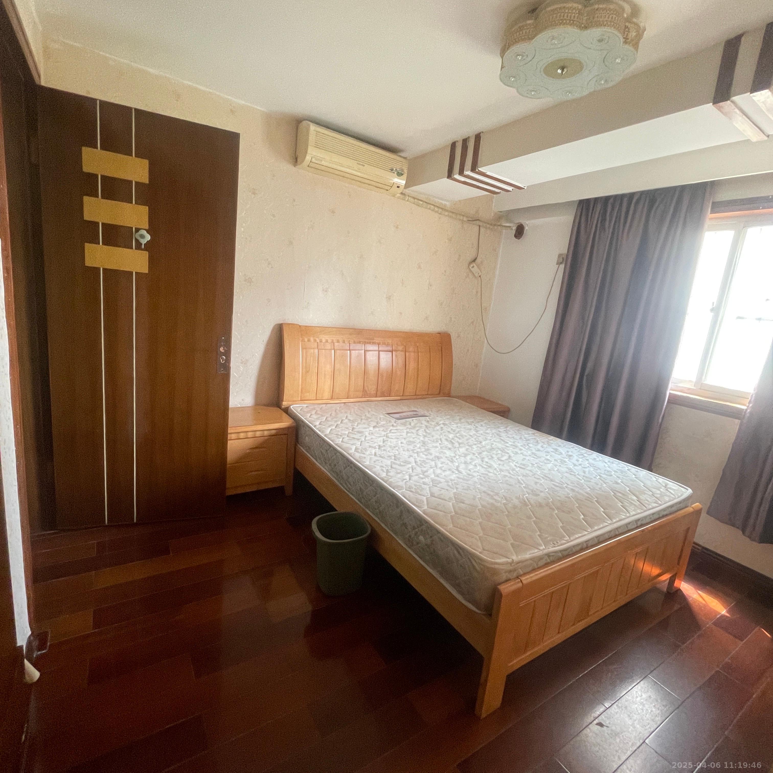 宏景名厦  3室1厅2卫   3100.00元/月室内图