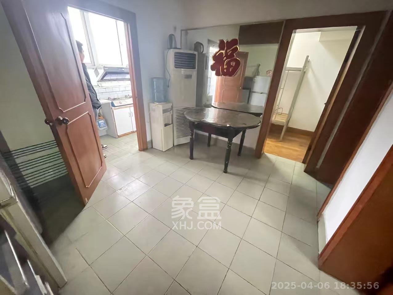 周南中学宿舍 3室1厅1卫 1600.0元/月 周南中学宿舍 3室1厅1卫 1600.0元/月室内图