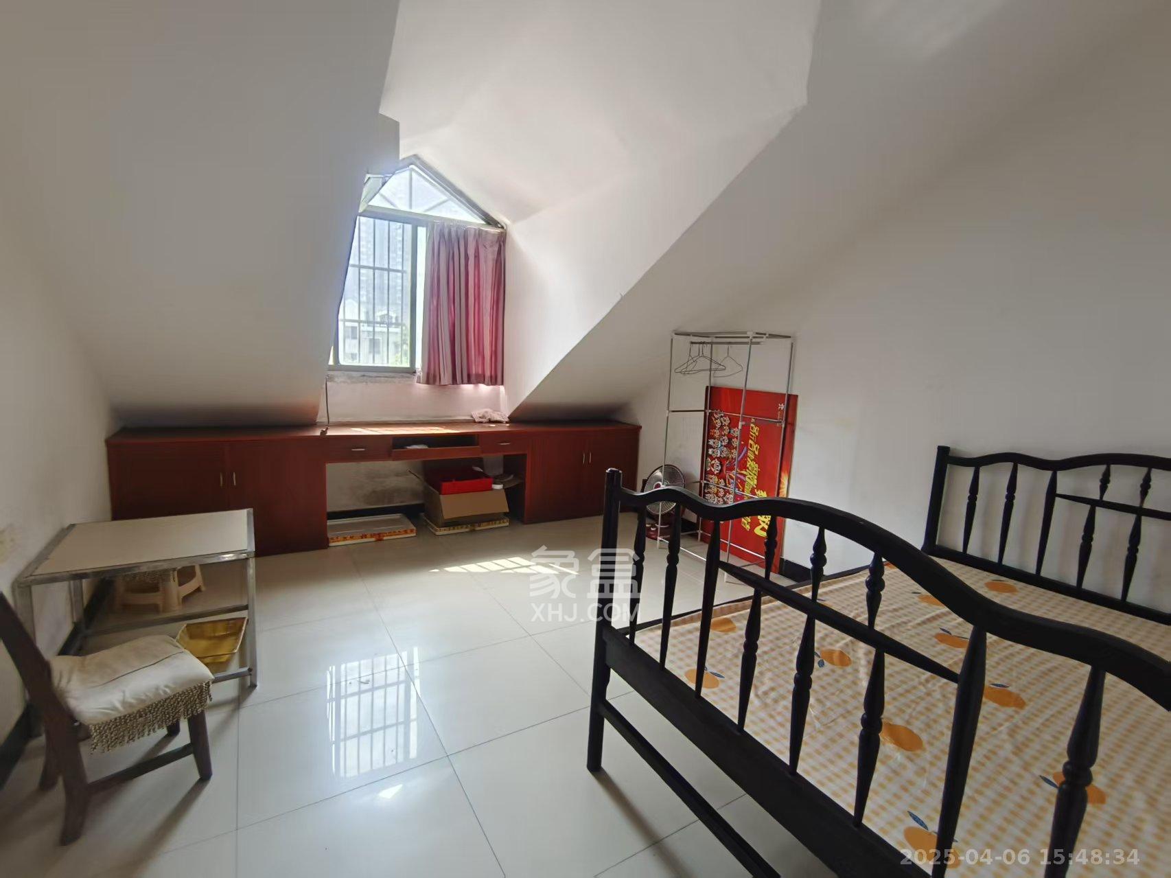 金石蓉园 2室2厅1卫 1000.0元/月 金石蓉园 2室2厅1卫 1000.0元/月室内图