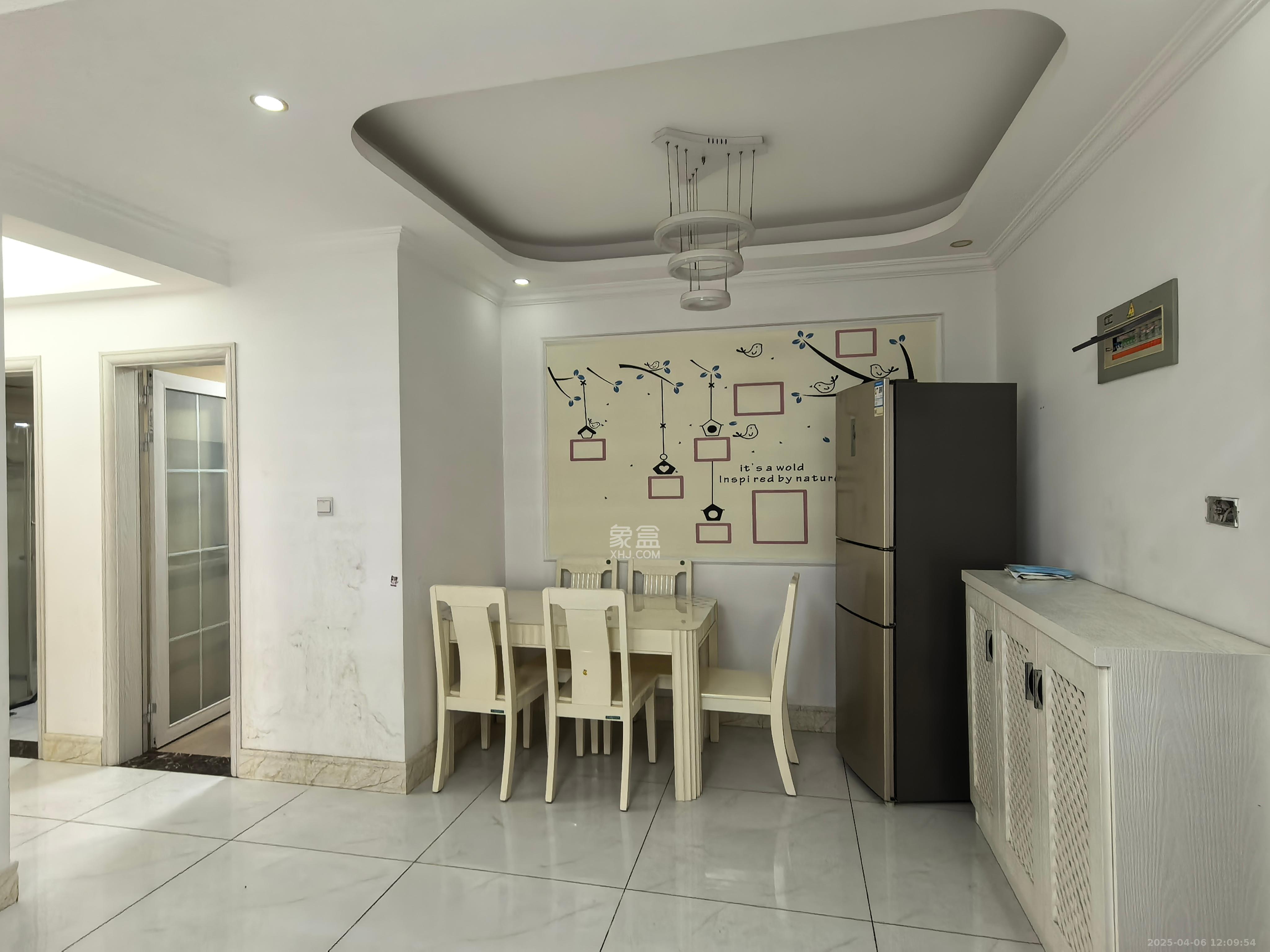 深业睿城 3室2厅1卫 2000.0元/月 深业睿城 3室2厅1卫 2000.0元/月室内图