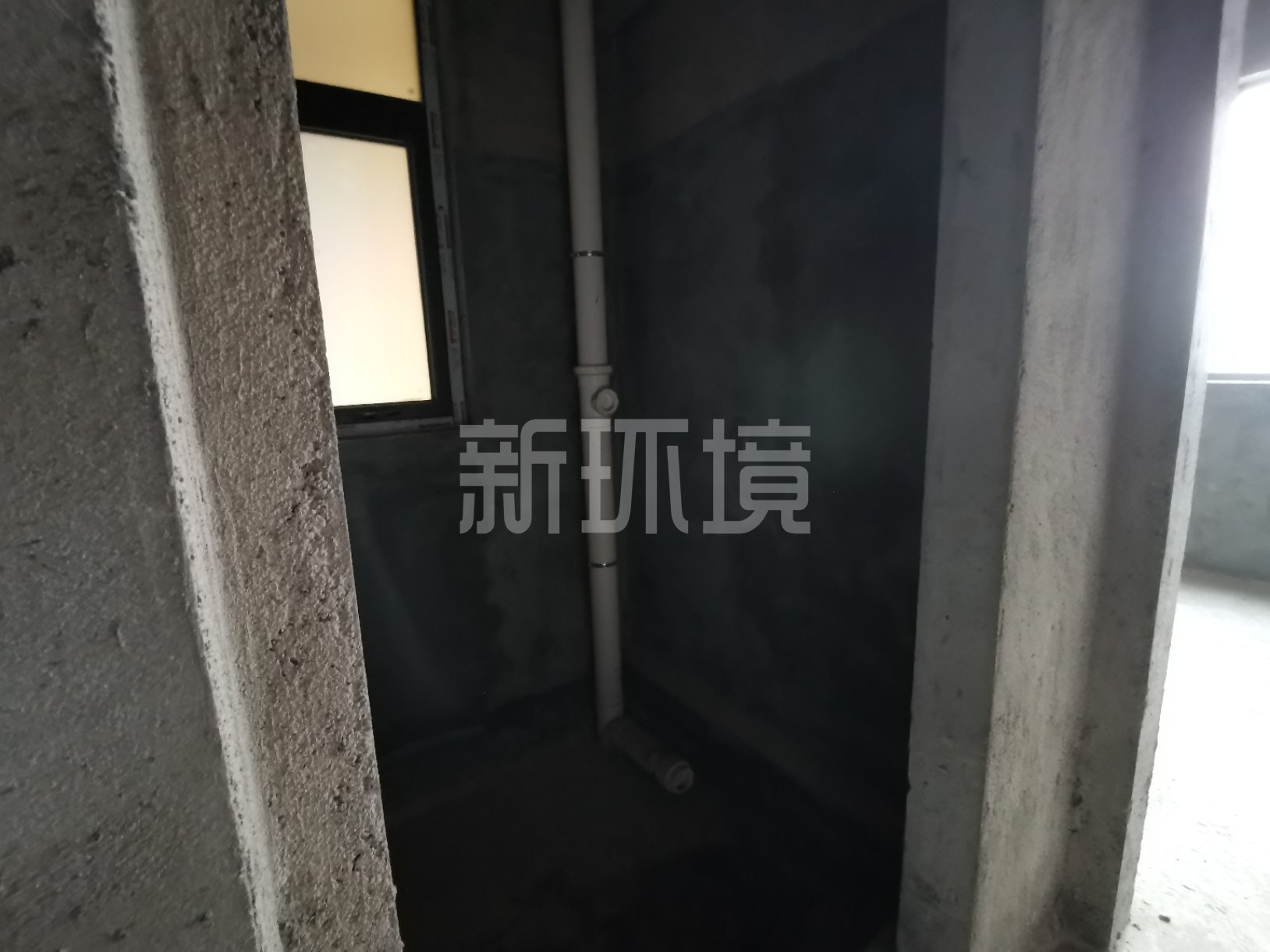韦斯特城市花园  4室2厅2卫   92.00万客厅