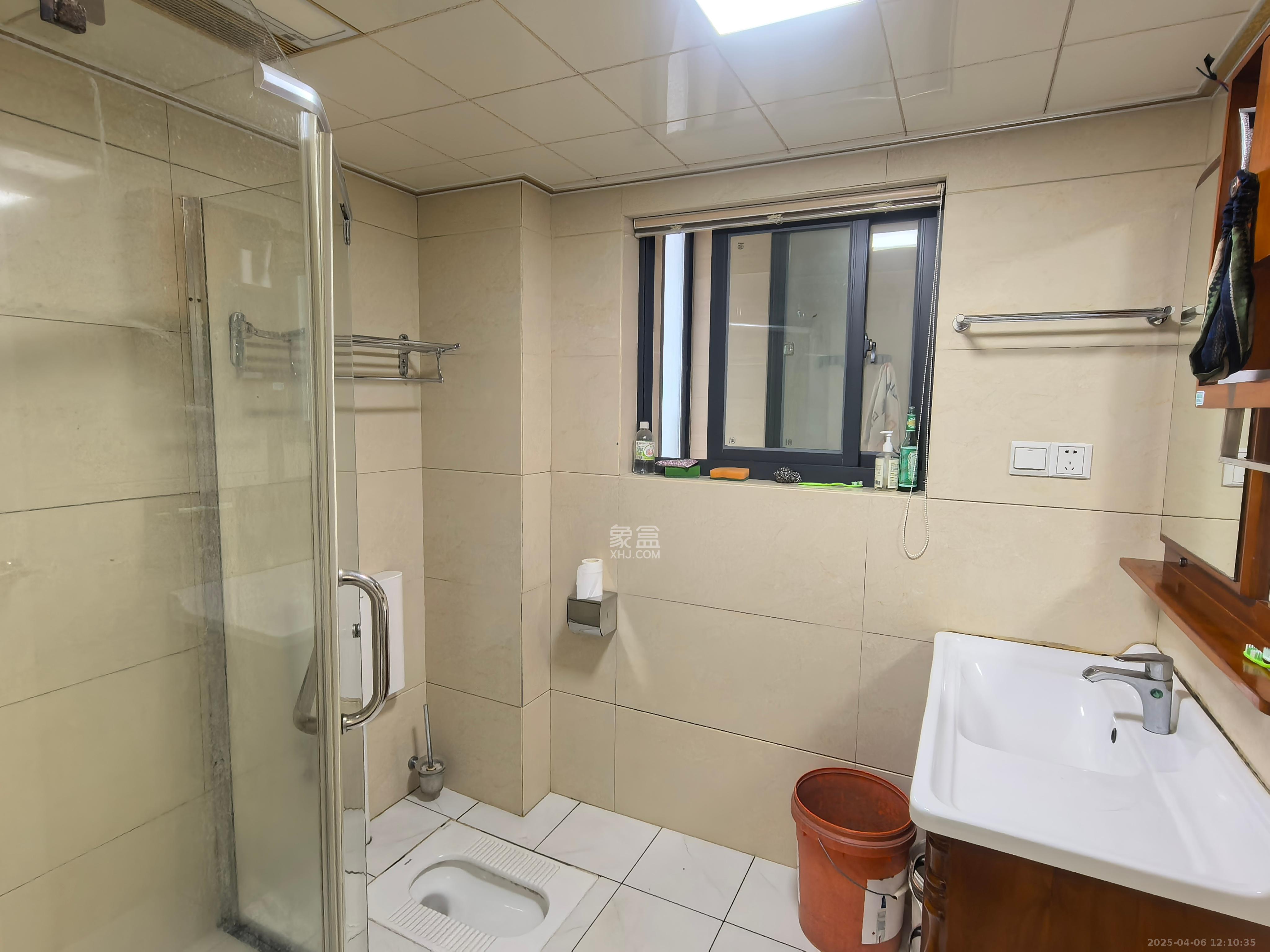 深业睿城 3室2厅1卫 2000.0元/月 深业睿城 3室2厅1卫 2000.0元/月室内图