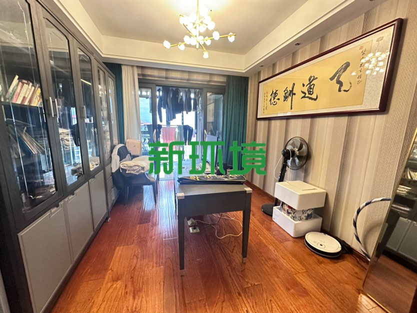 丽景天下二期  1室0厅0卫   123.00万
