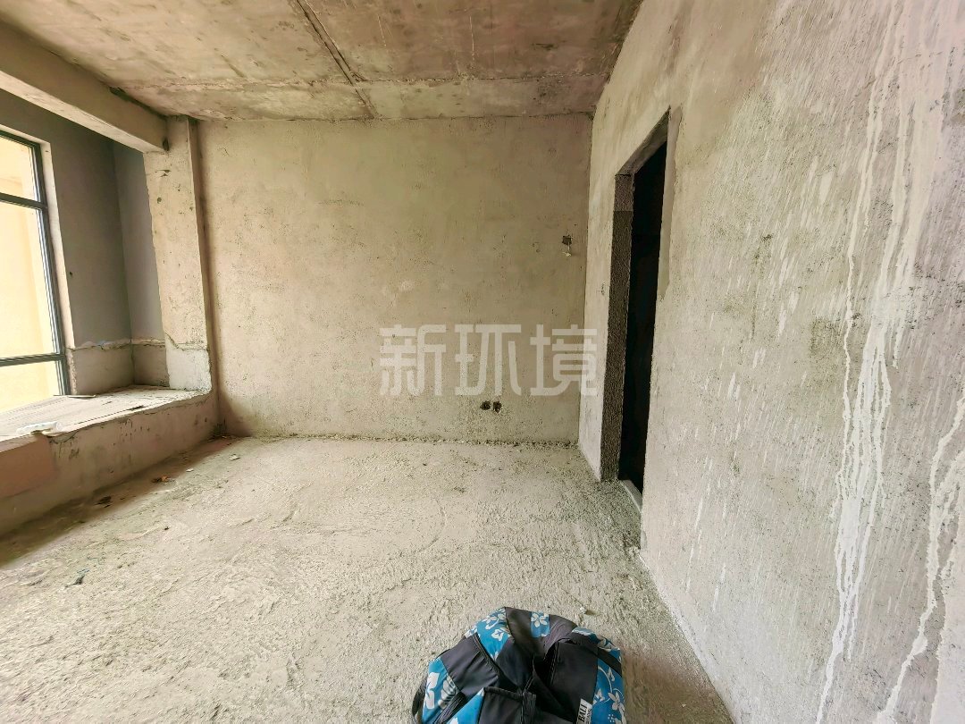 丽景天下二期  3室2厅2卫    140.0万 丽景天下二期  3室2厅2卫    140.0万客厅