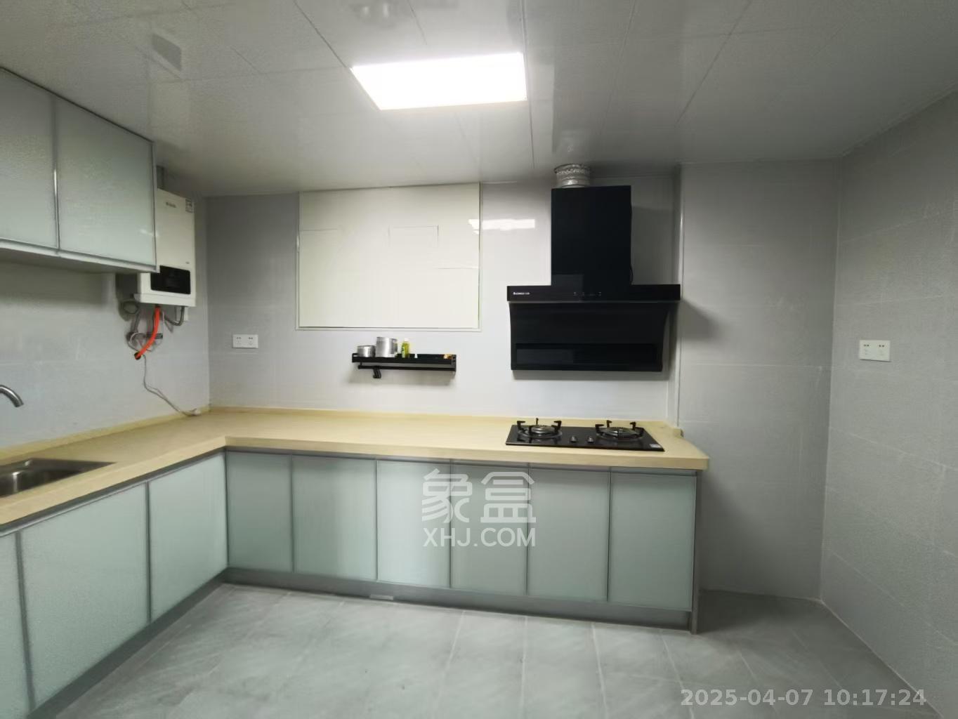 幸福庄园  6室2厅3卫    2600.0元/月 幸福庄园  6室2厅3卫    2600.0元/月室内图