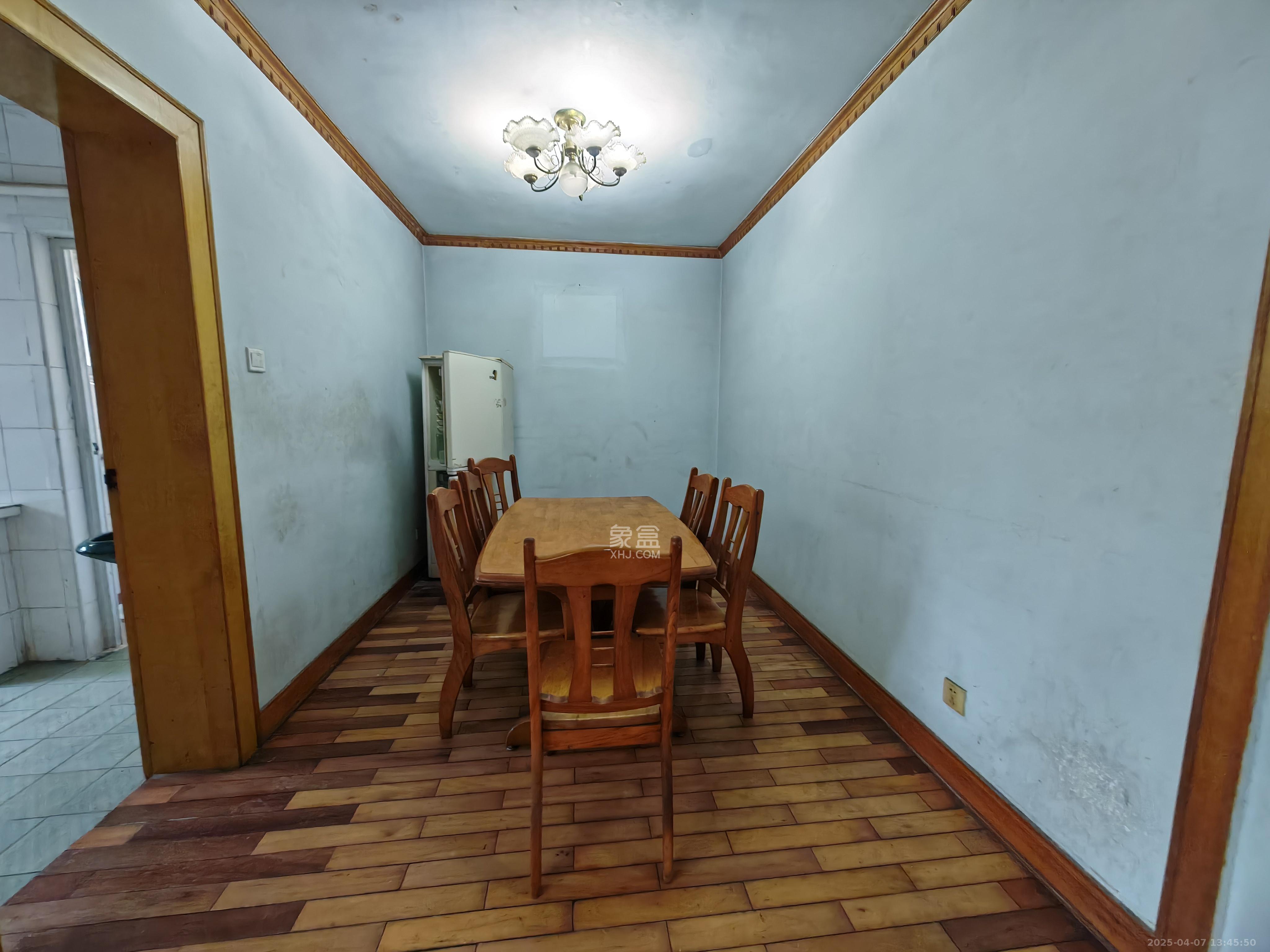 桔园小区卫技新村 3室2厅1卫 1400.0元/月 桔园小区卫技新村 3室2厅1卫 1400.0元/月室内图