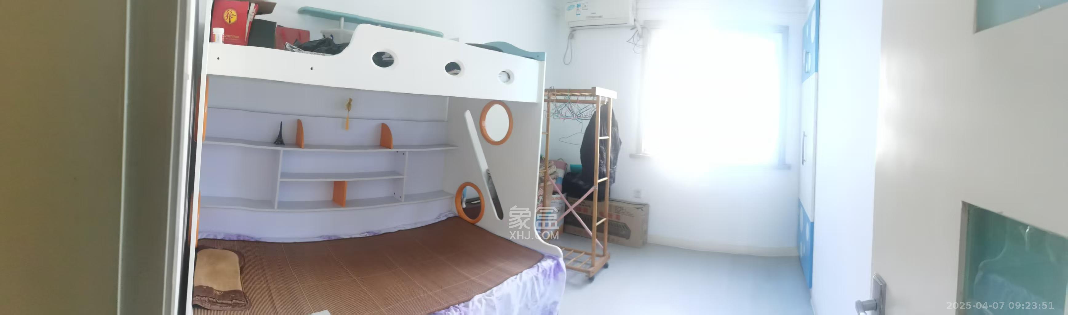 南明苑西区 4室2厅2卫 2800.0元/月 南明苑西区 4室2厅2卫 2800.0元/月室内图