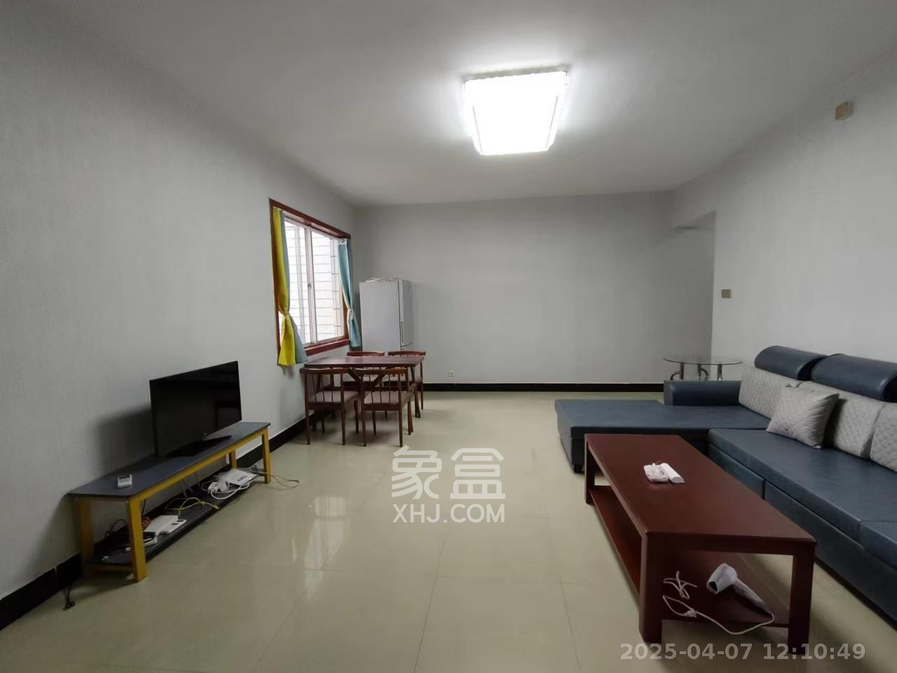 竹园公寓 3室2厅2卫 2700.0元/月 竹园公寓 3室2厅2卫 2700.0元/月室内图