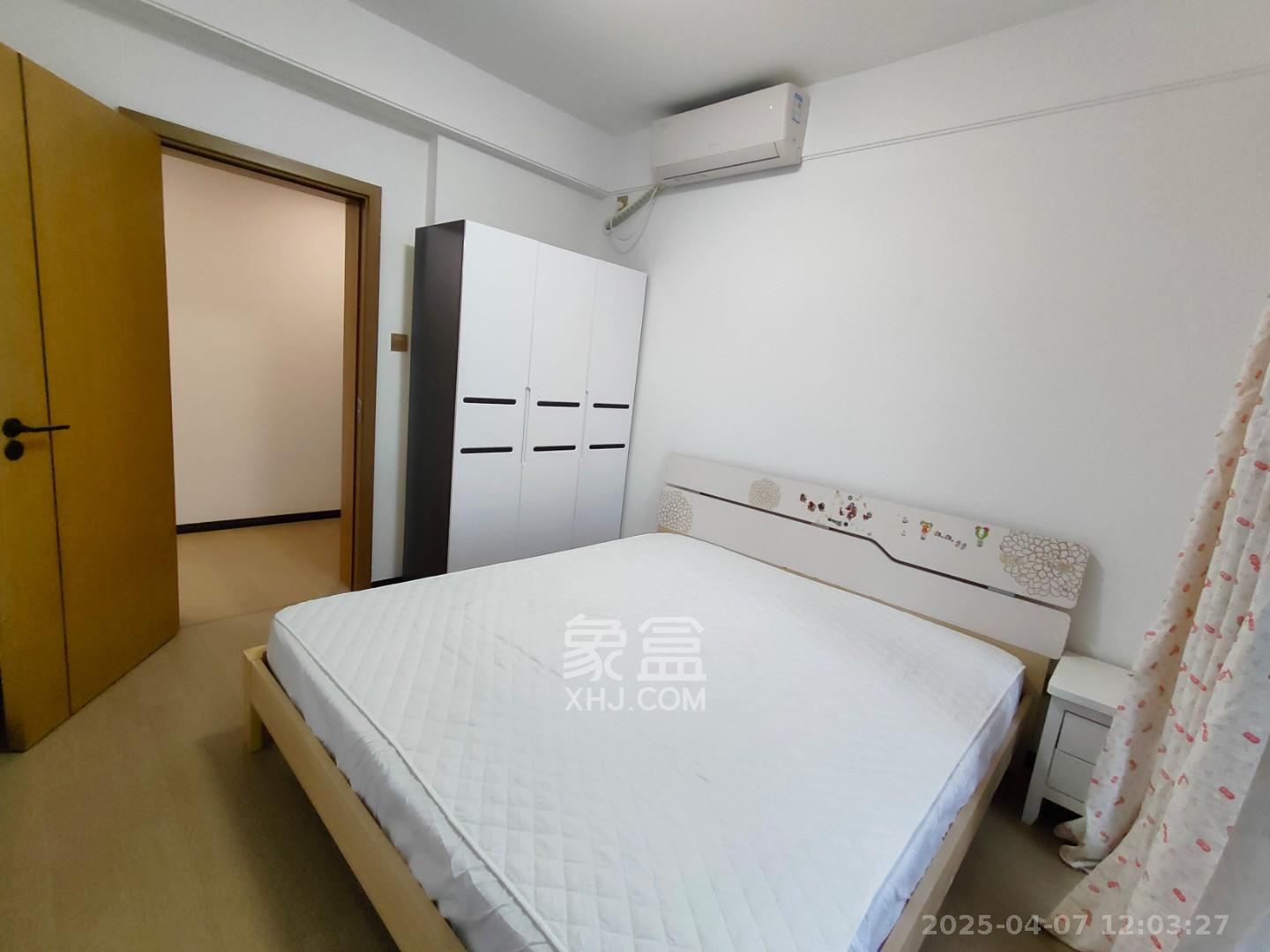 润和美郡(润和紫郡五期) 4室2厅2卫 2600.0元/月 润和美郡(润和紫郡五期) 4室2厅2卫 2600.0元/月室内图