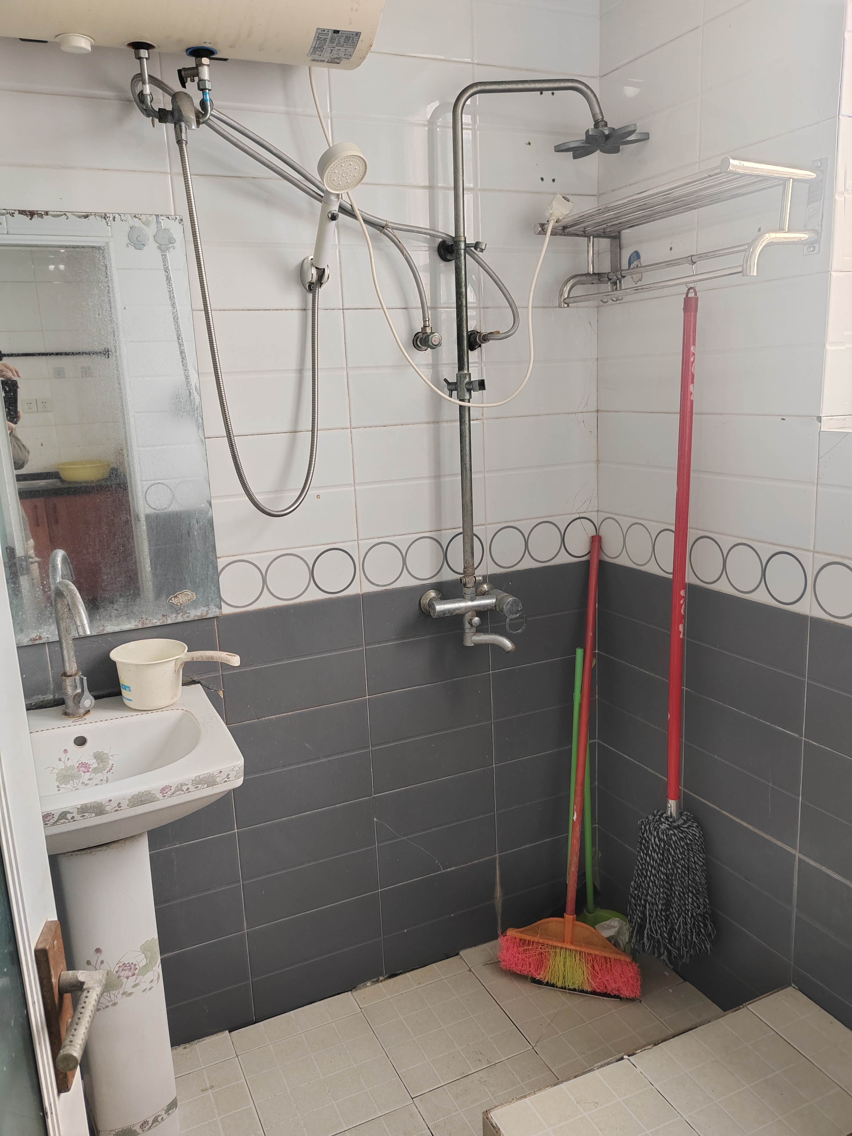 滨海新都 1室1厅1卫 53.0万 滨海新都 1室1厅1卫 53.0万卫生间