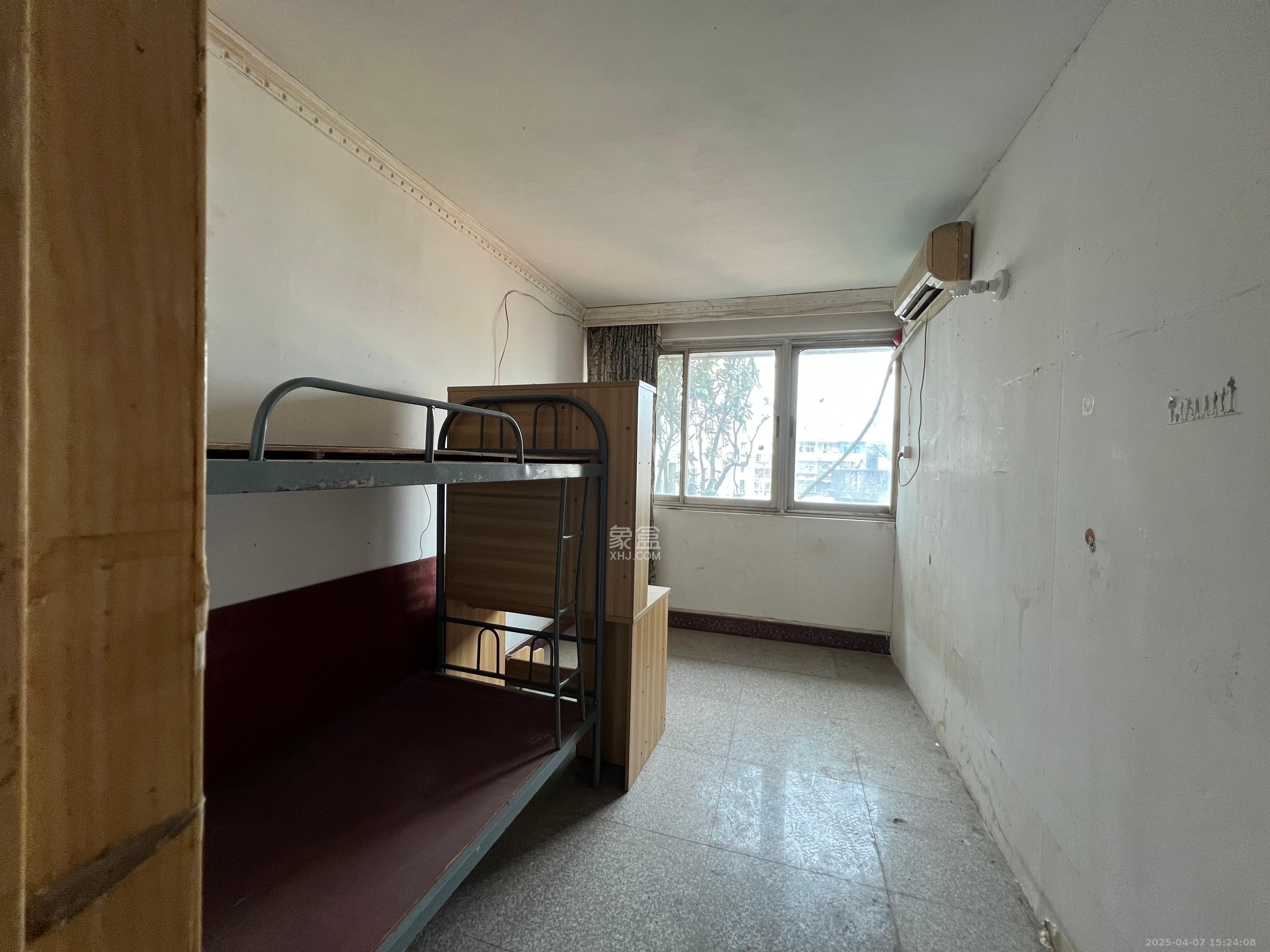 市建委宿舍 2室2厅1卫 2000.0元/月 市建委宿舍 2室2厅1卫 2000.0元/月室内图