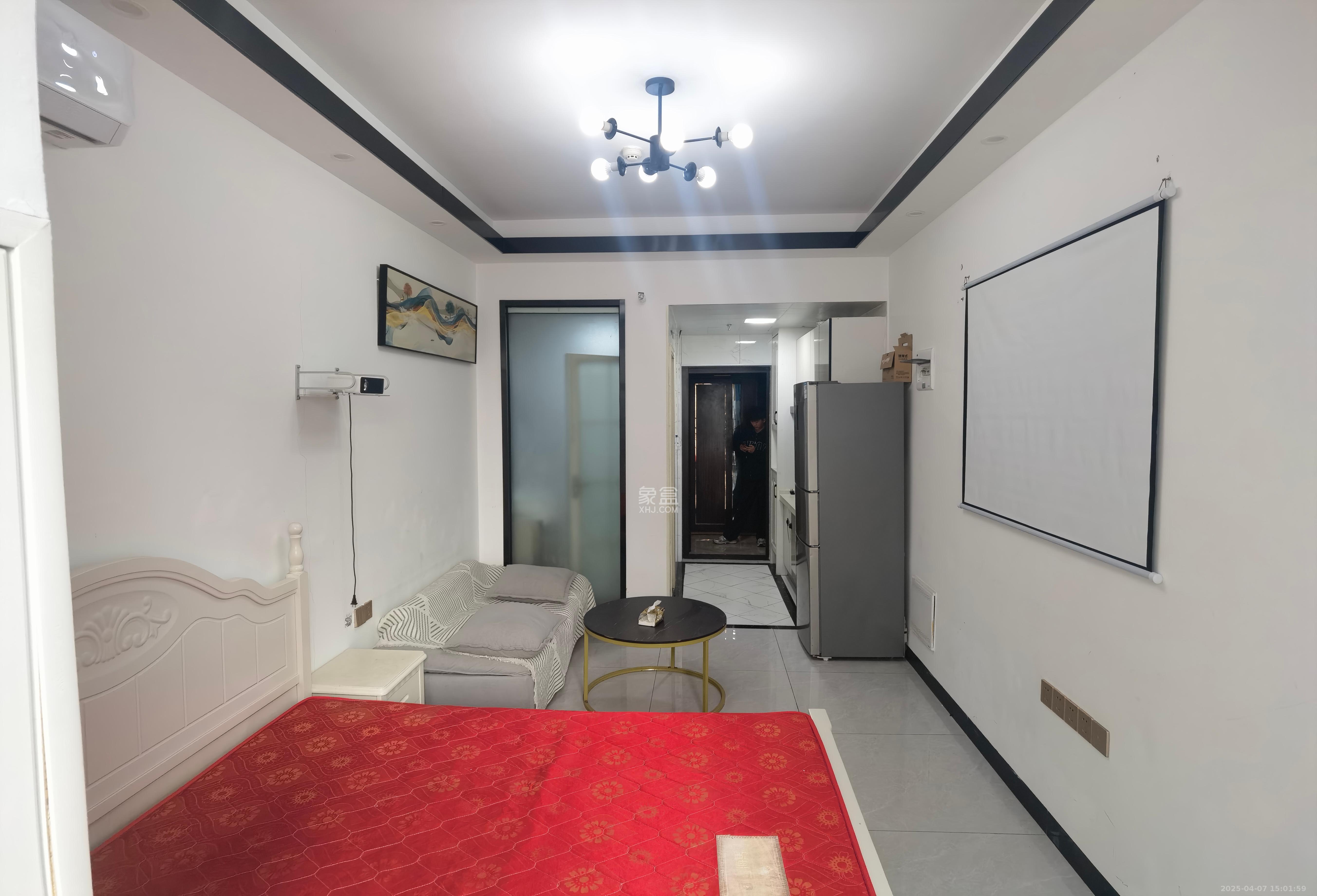 东盈商业广场(华泉城市广场) 1室1厅1卫 1600.0元/月 东盈商业广场(华泉城市广场) 1室1厅1卫 1600.0元/月室内图