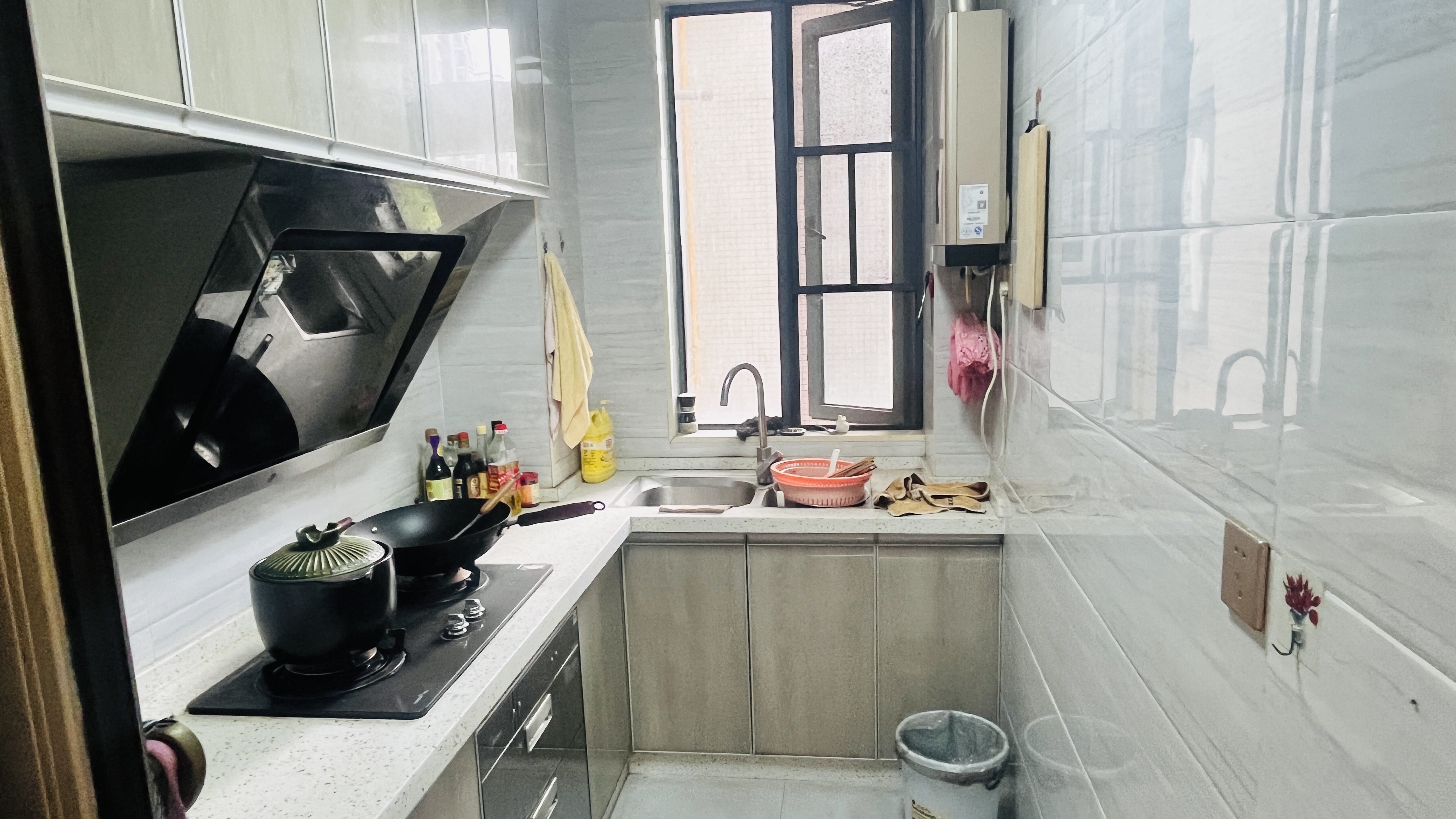 梓山湖领御  2室1厅1卫    48.8万 梓山湖领御  2室1厅1卫    48.8万客厅