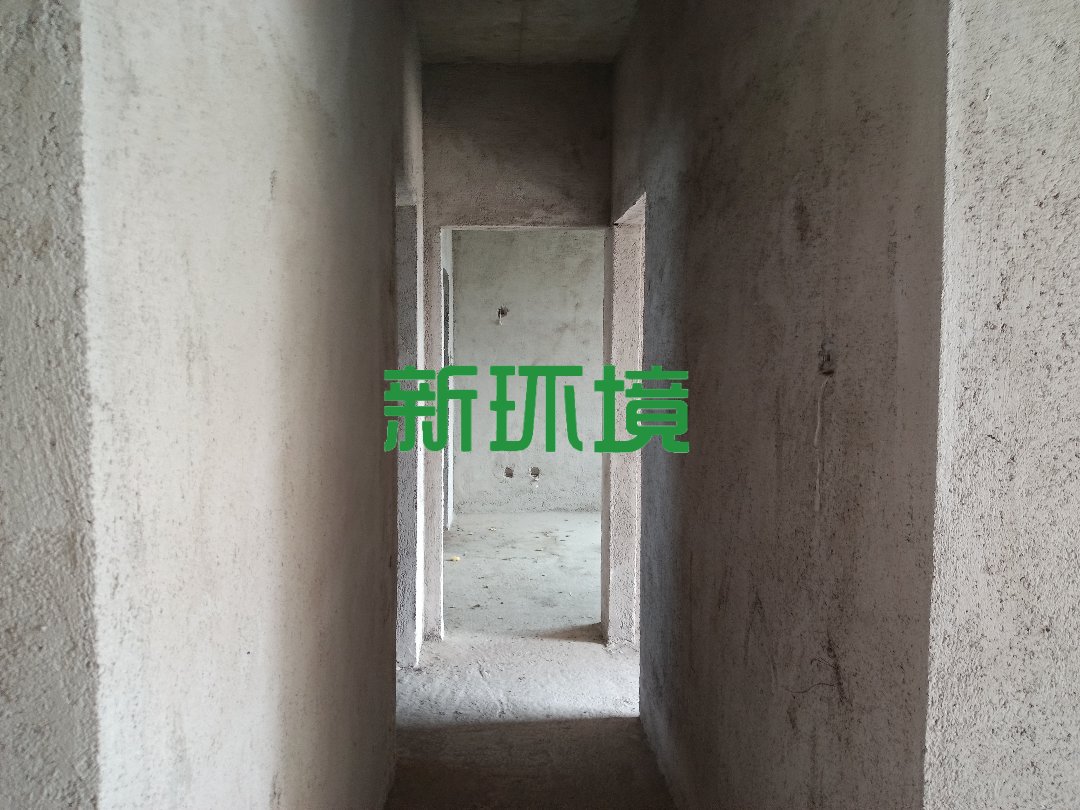 丽景天下二期  3室2厅2卫   73.00万客厅